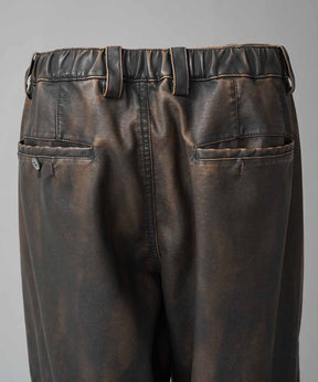 인공 가죽 핀 턱 넓은 바지