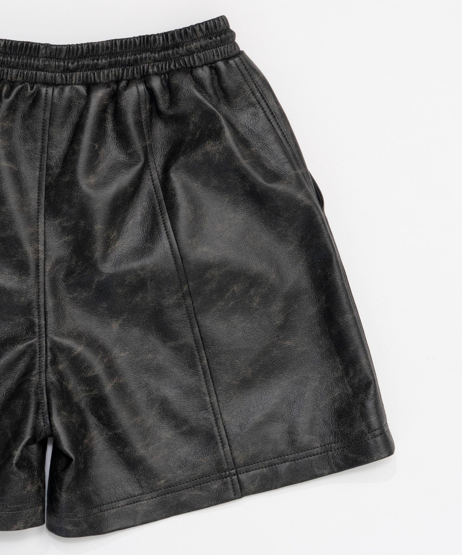 [24Autumn PRE-ORDER] Vintage Vegan Leather Shorts