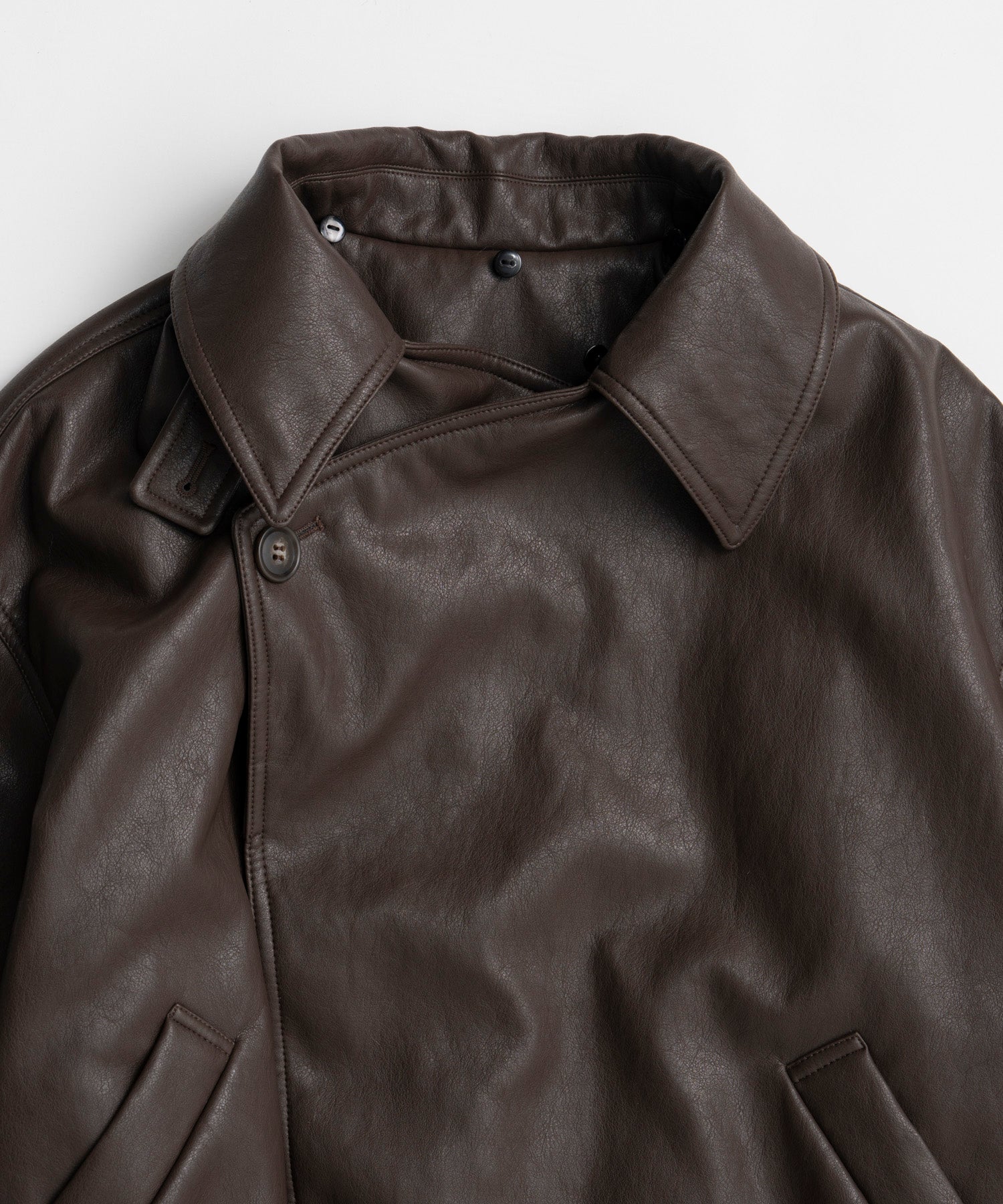 【26WINTER COLLECTION】Faux Leather Short Trench Jacket