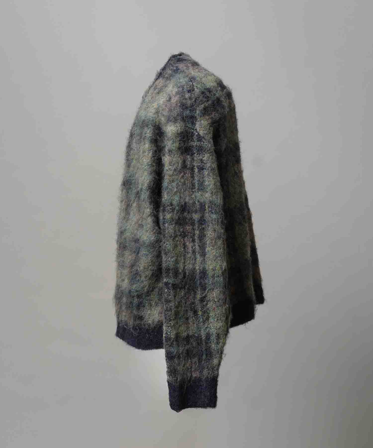 Gradation Short Length Prime-Over V-Neck Knit Pullover