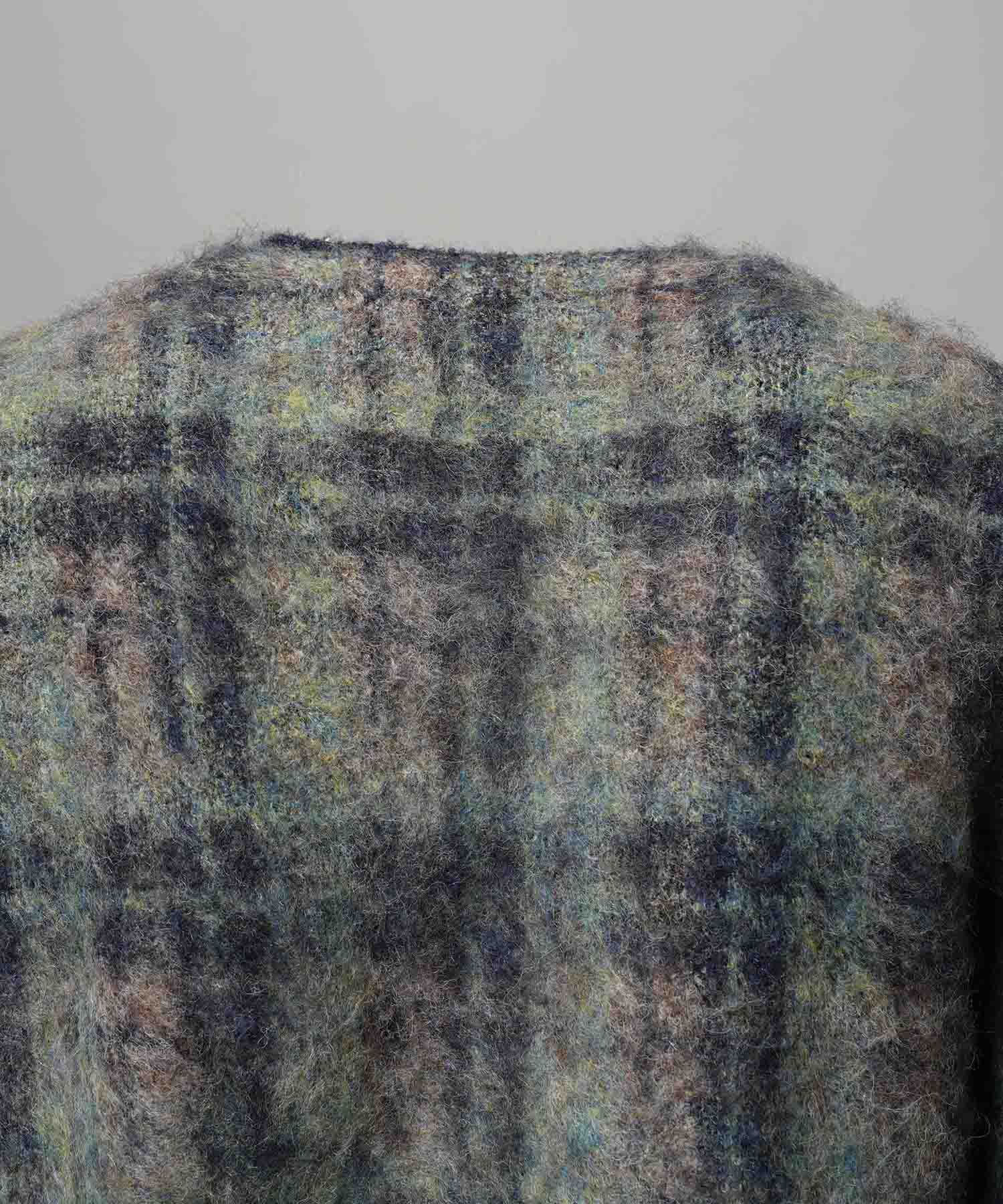 Gradation Short Length Prime-Over V-Neck Knit Pullover