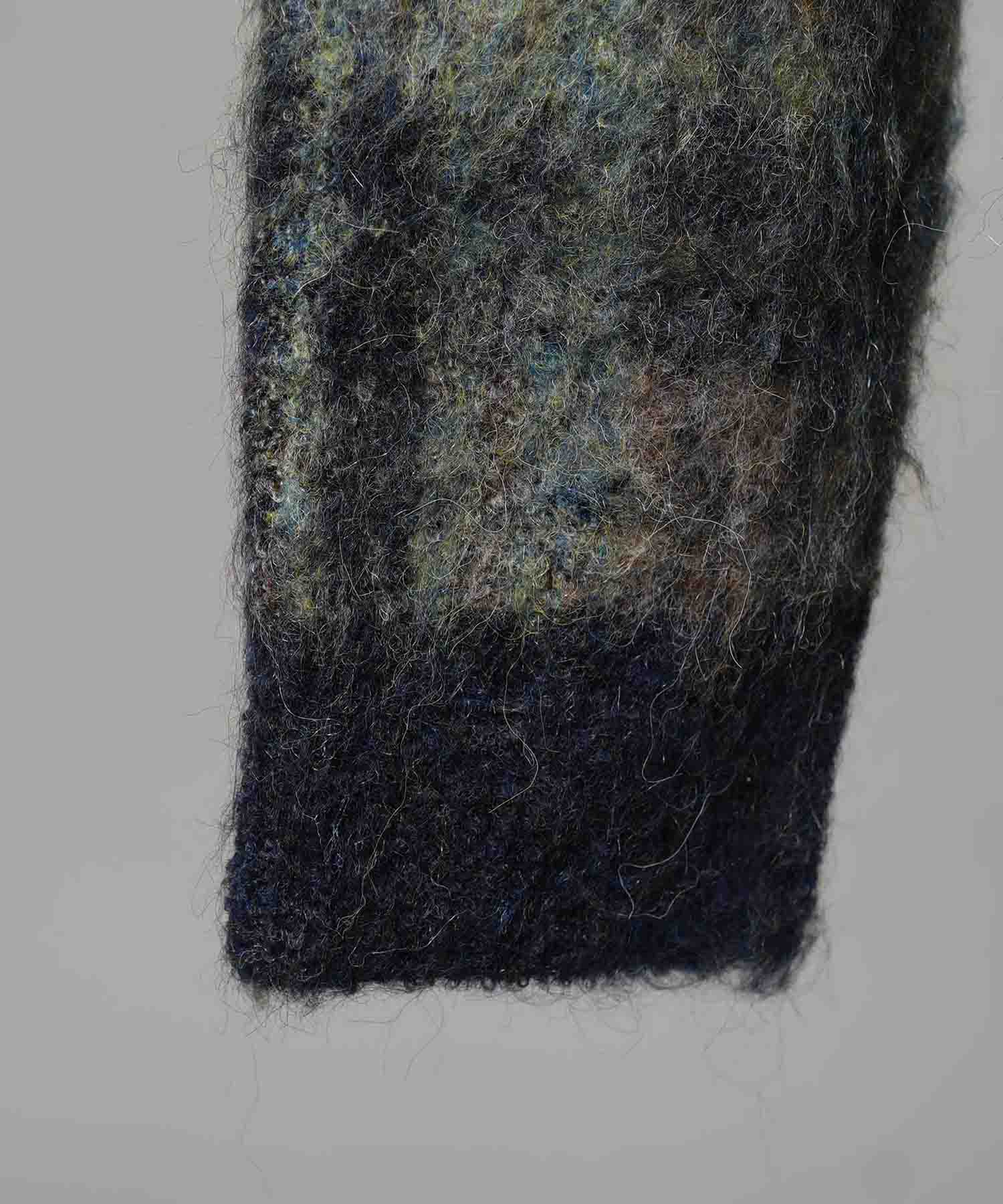 Gradation Short Length Prime-Over V-Neck Knit Pullover