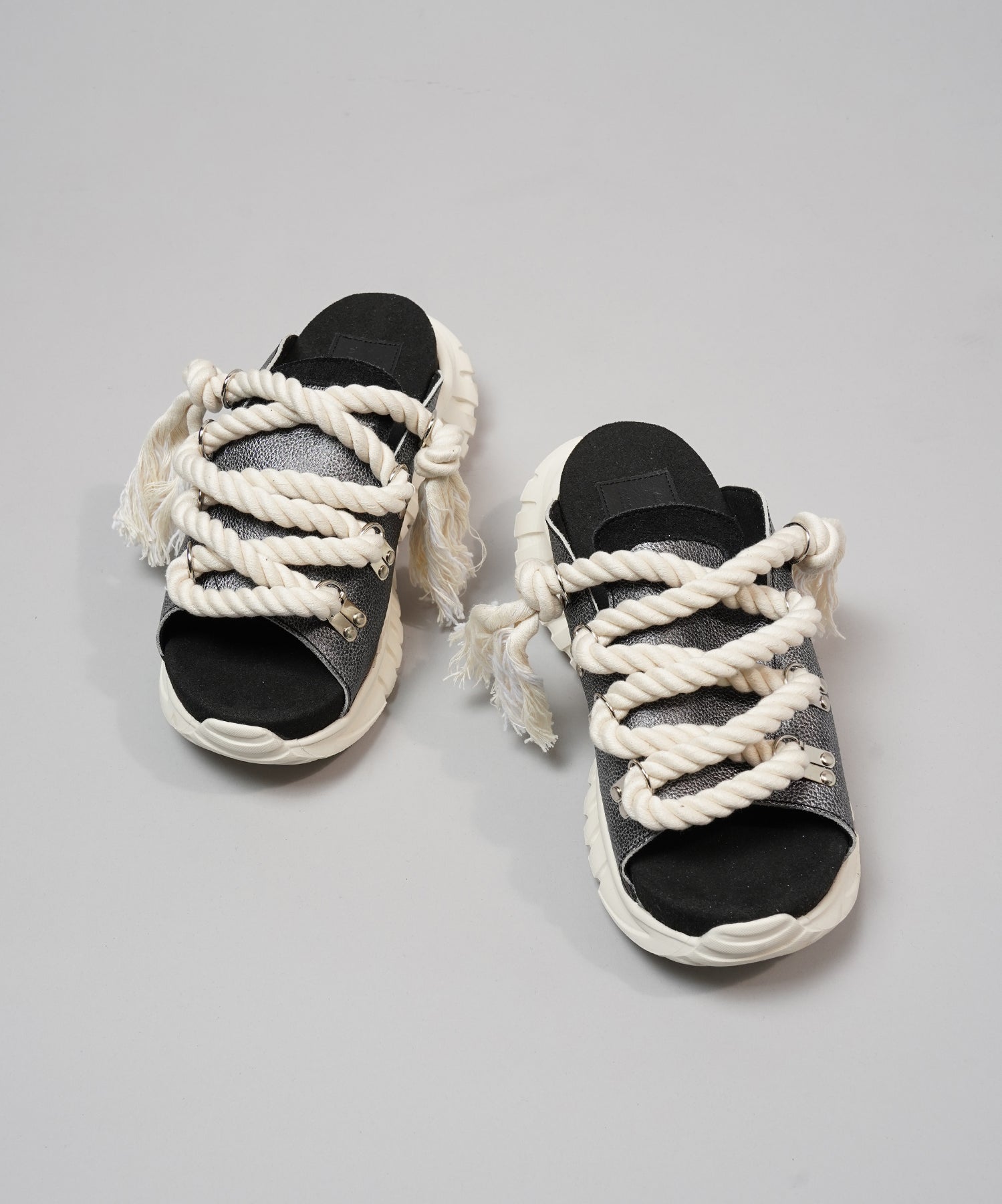 【SPECIAL SHOES FACTORY COLLABORATION】Dog Ear Lace-up Platform Sandals