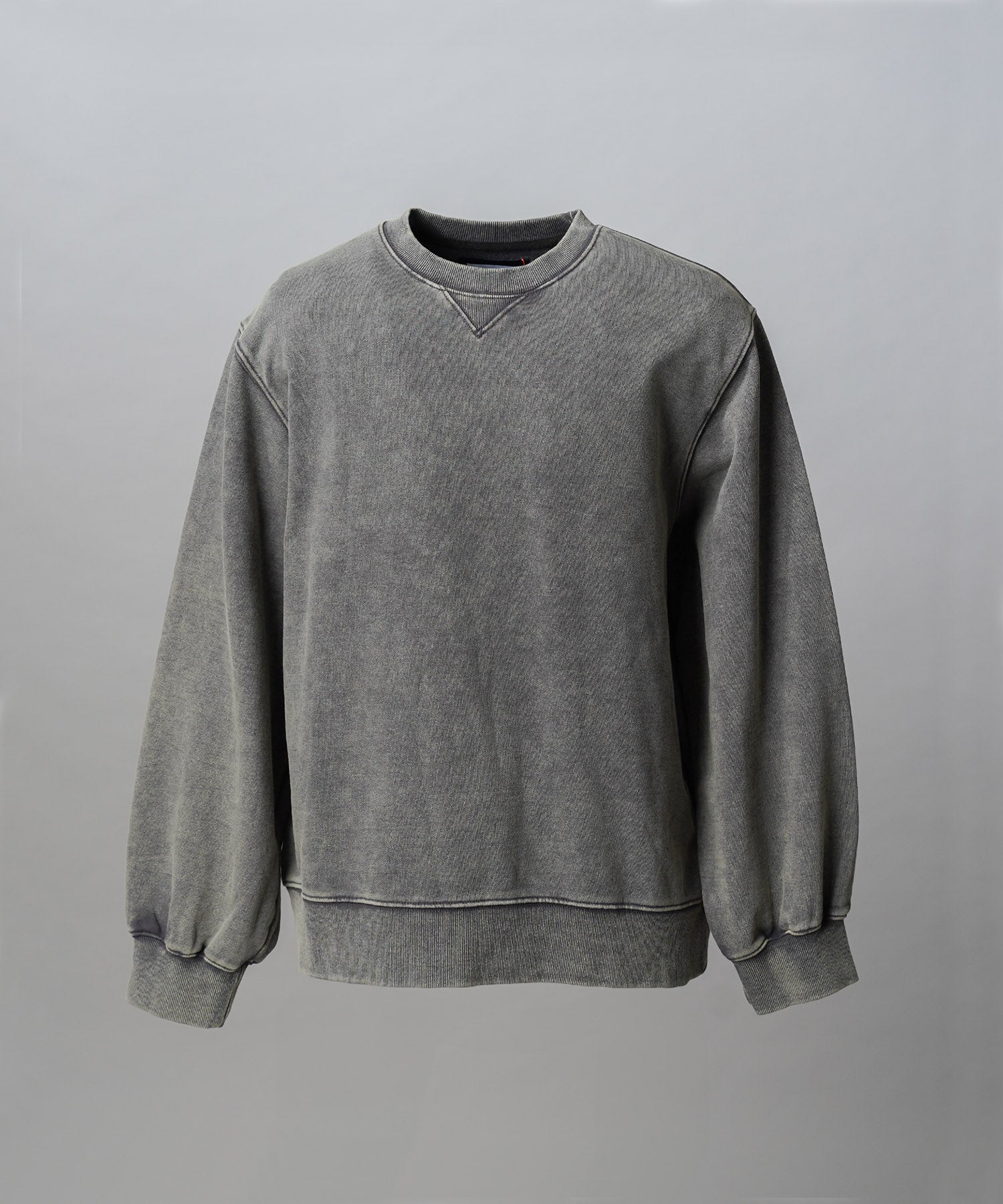 [25AW PRE-ORDER] Nuance Graphics Hand Stitching Long Sleeve TEE