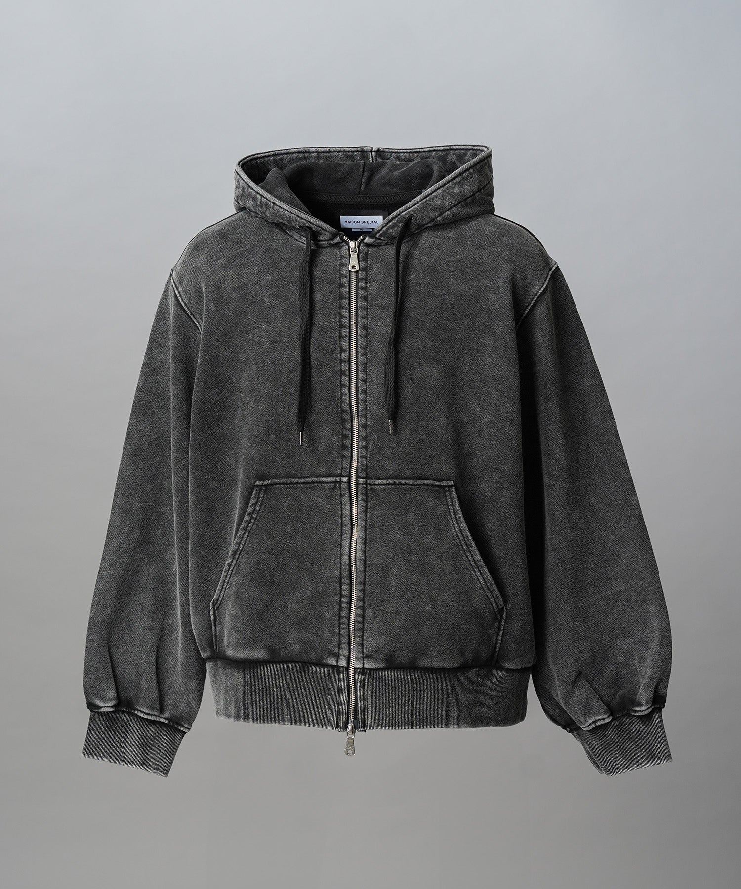 [25AW PRE-ORDER] Nuance Graphics Hand Stitching Long Sleeve TEE