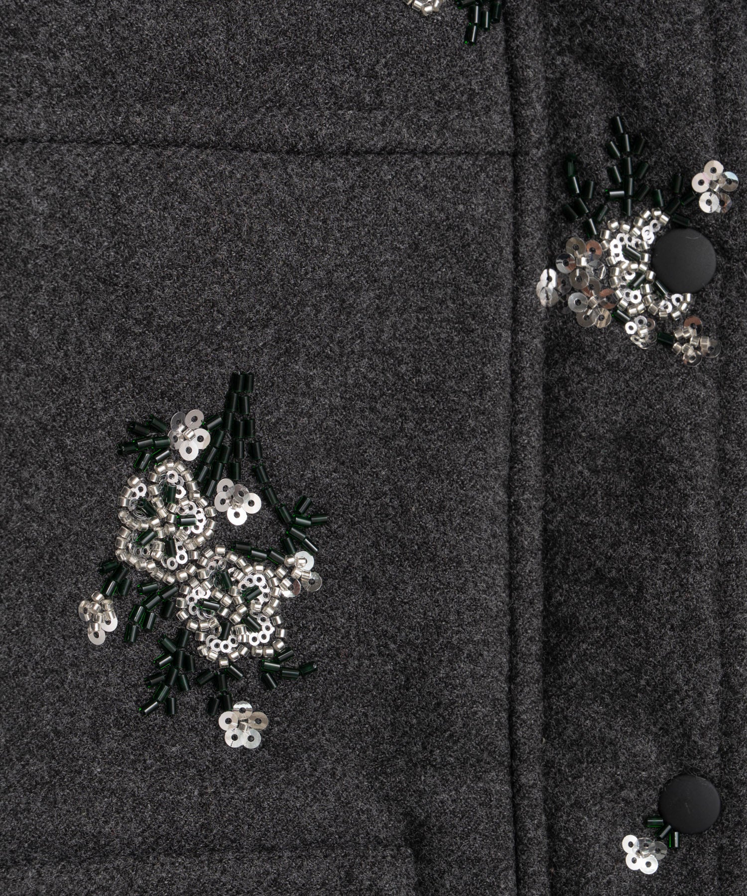 [26WINTER COLLECTION] 2WAY 领 Bijou 刺绣羽绒外套