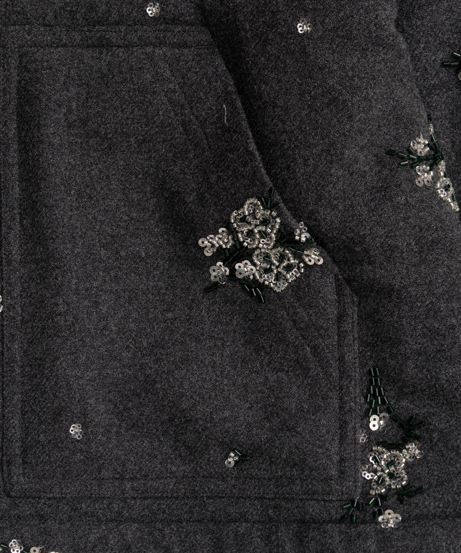 [26WINTER COLLECTION] 2WAY 领 Bijou 刺绣羽绒外套