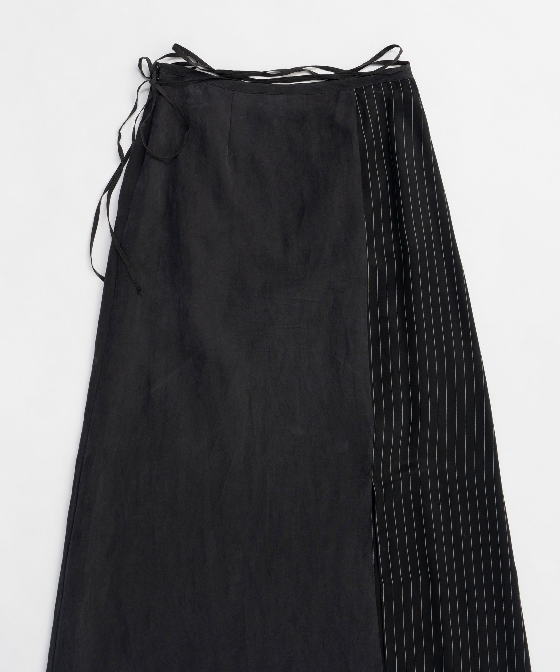 【25SPRING PRE-ORDER】Satin Docking Maxi Skirt