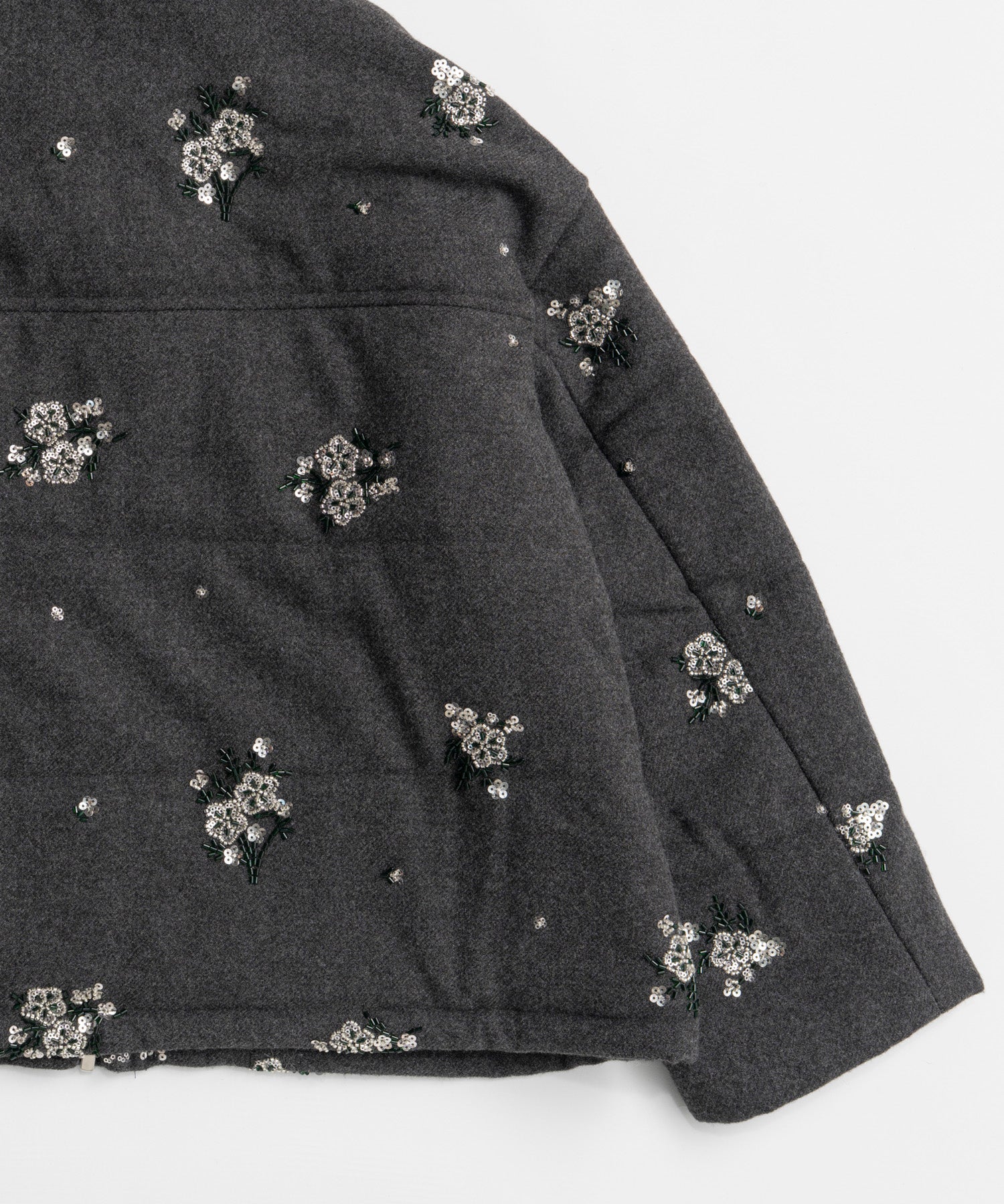 [26WINTER COLLECTION] 2WAY 领 Bijou 刺绣羽绒外套