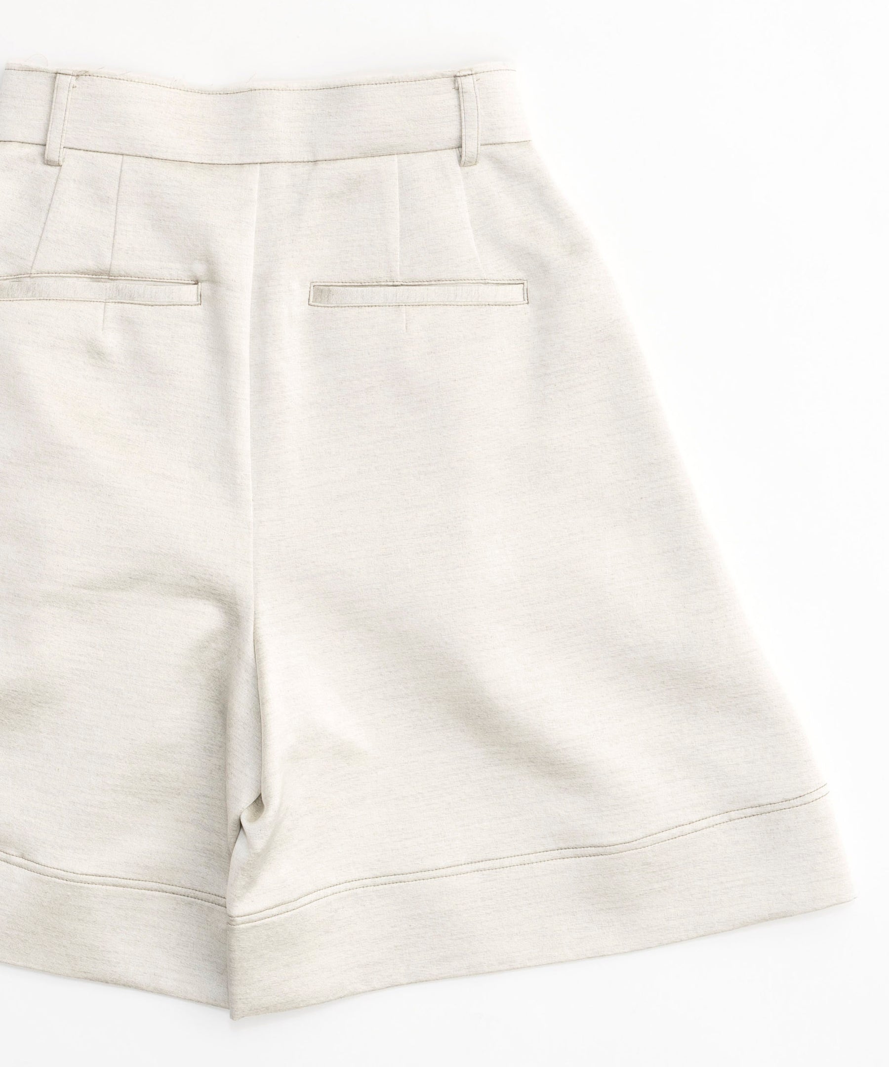 Wide Silhouette Shorts