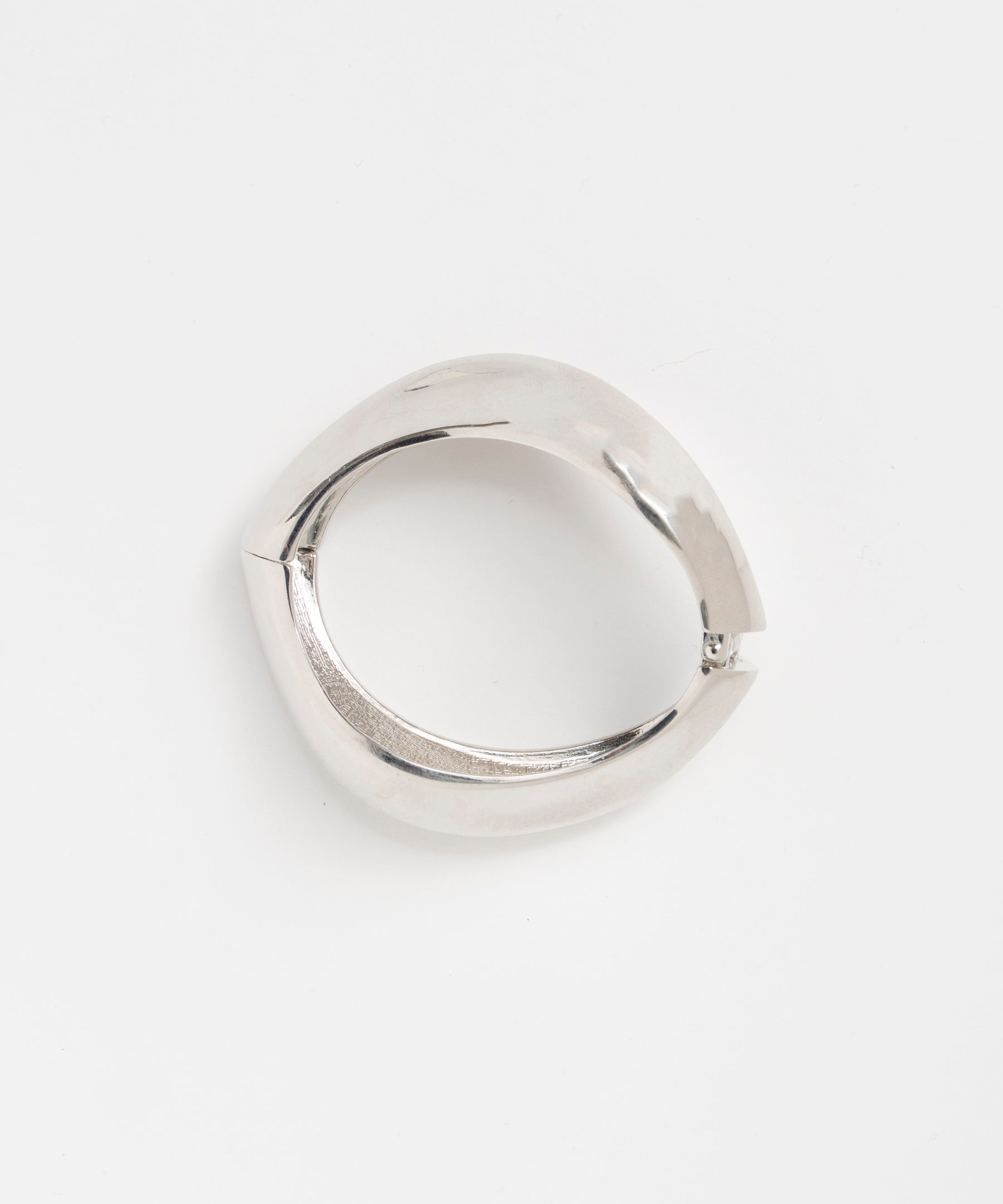 【2026Summer PRE-ORDER】 Irregular shape bangle
