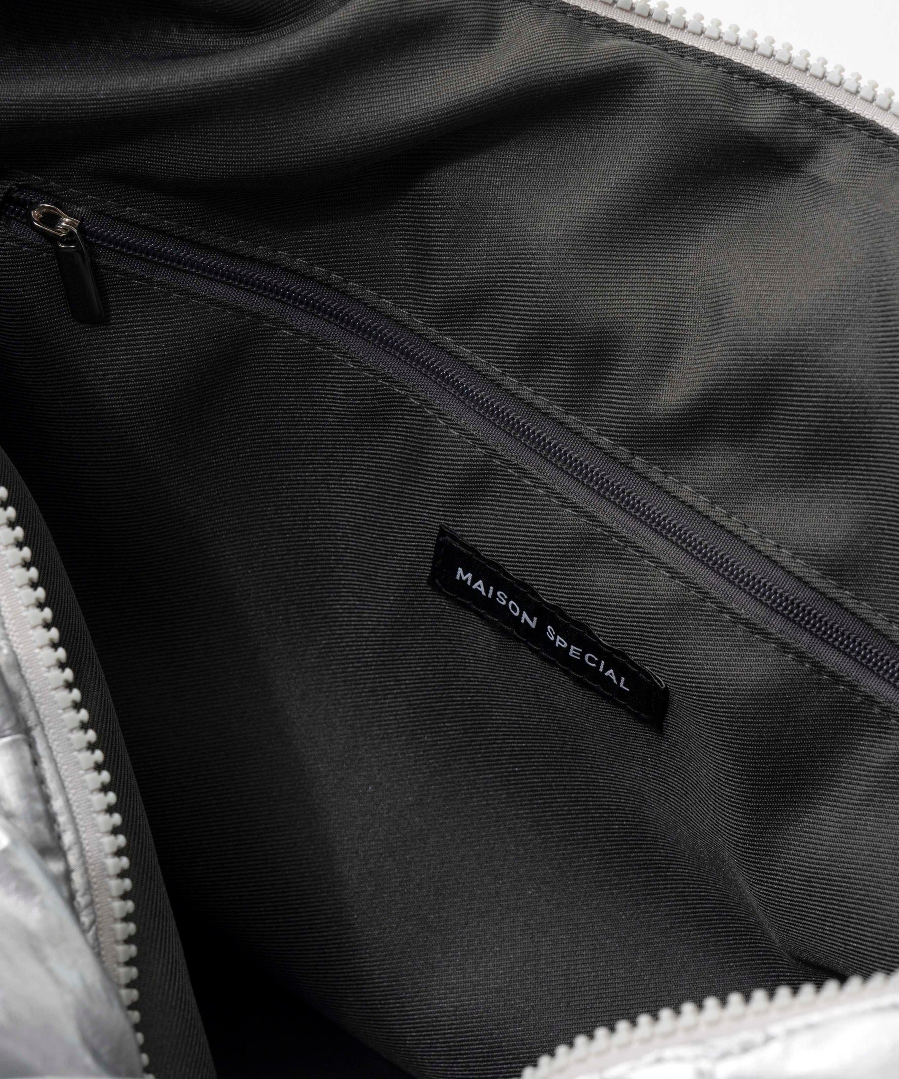 【24AUTUMN PRE-ORDER】Shirring Body Bag
