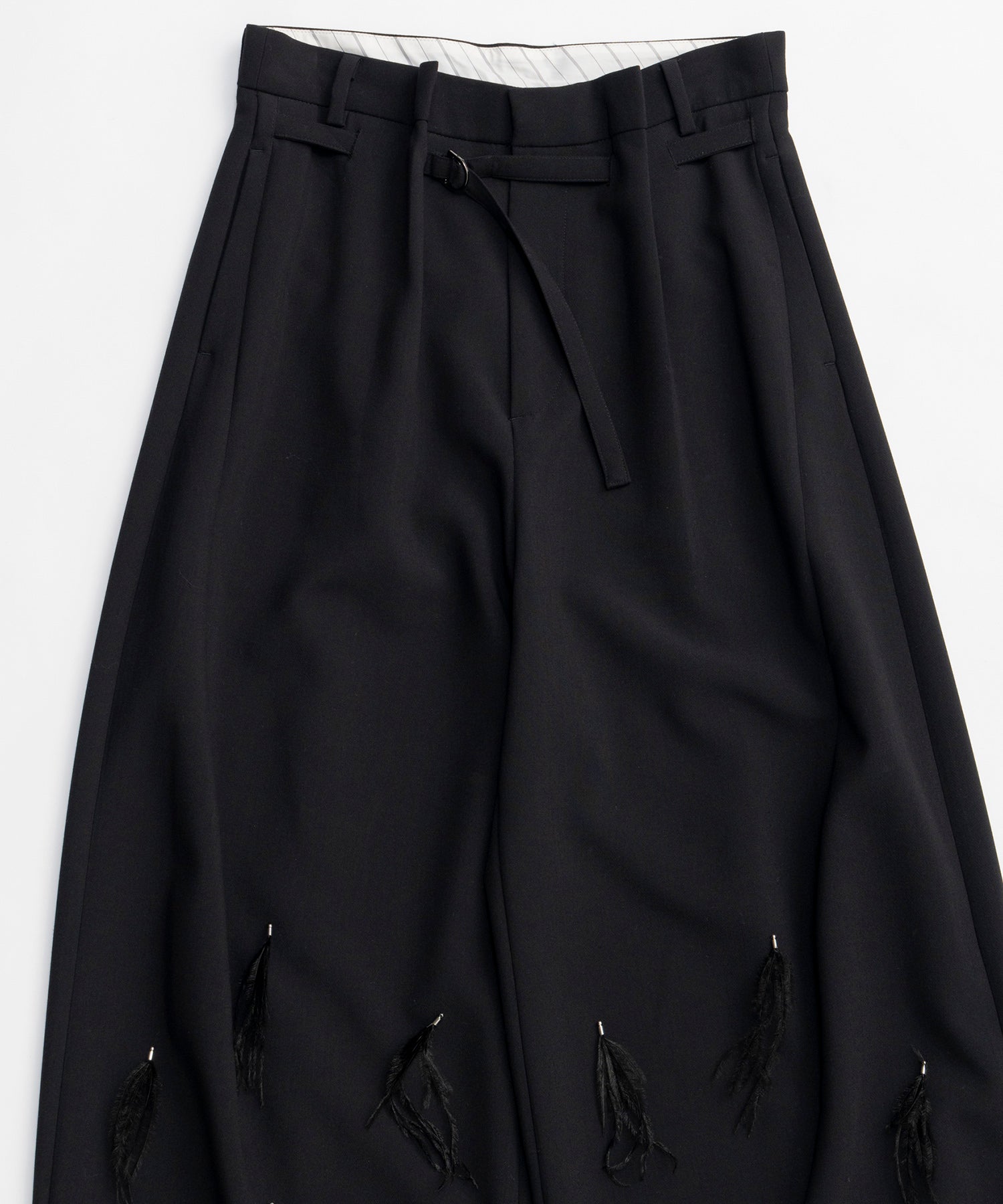 【26SPRING PRE-ORDER】Feather Tuck Pants