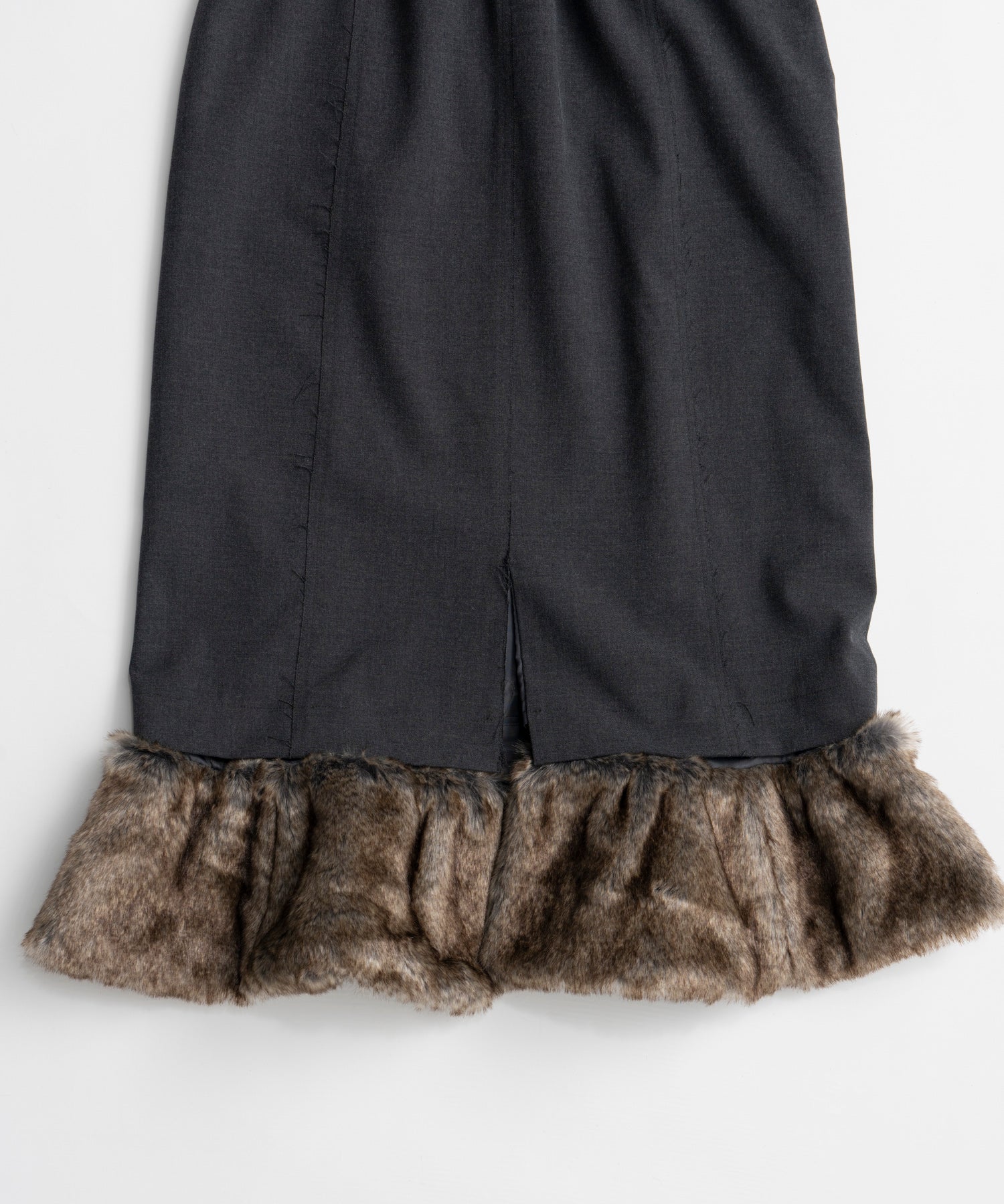 【26WINTER PRE-ORDER】Fur Hem 2WAY Skirt