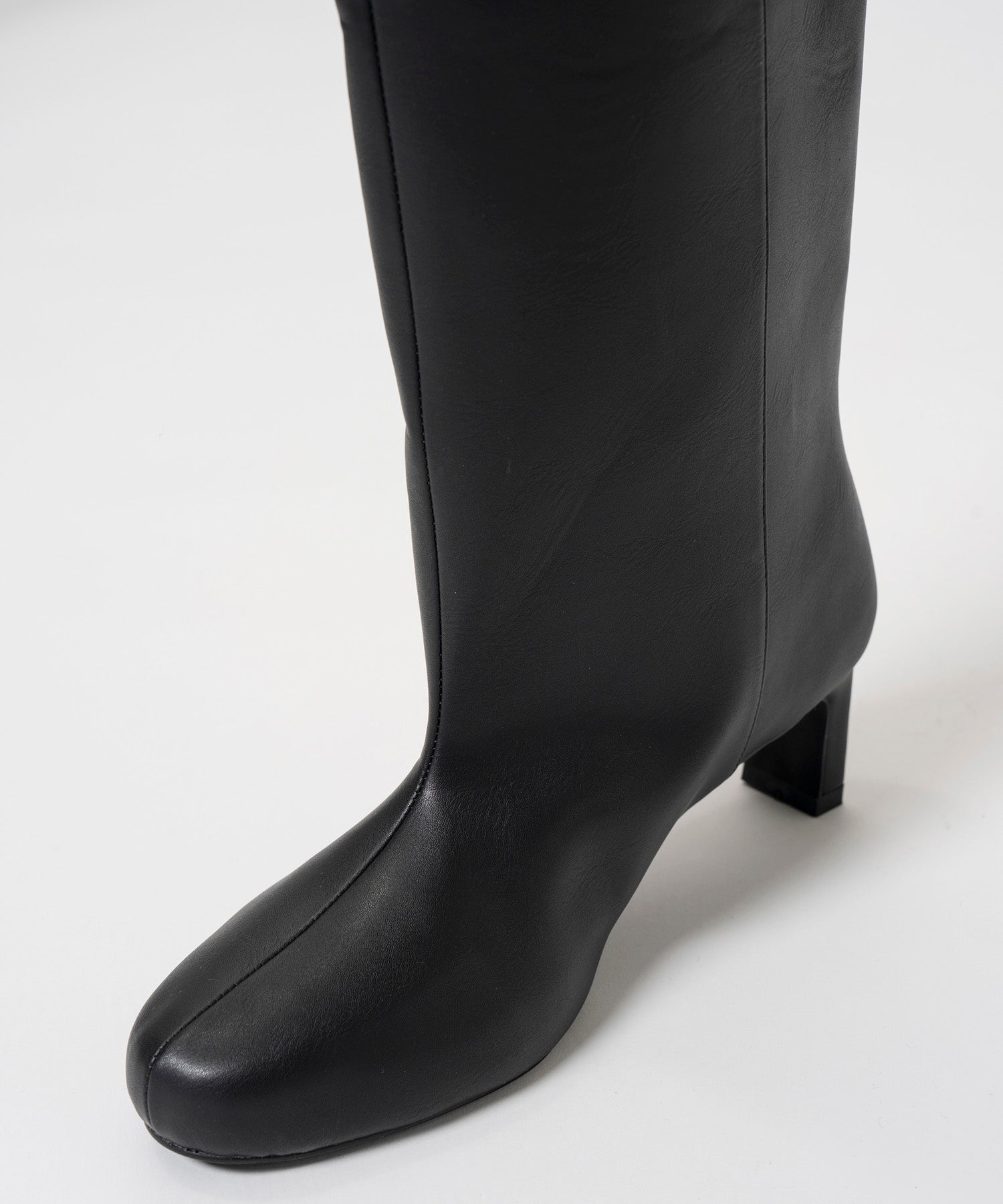 【26AUTUMN PRE-ORDER】Round-Toe Wide Long Boots