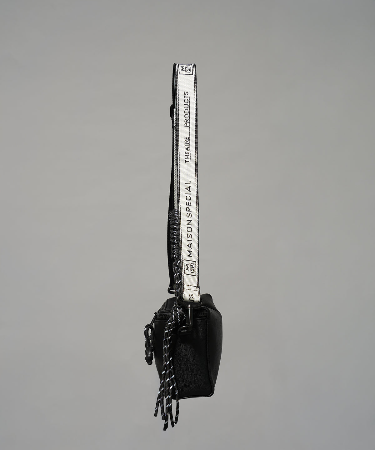 【25AW PRE-ORDER】【THEATRE PRODUCTS】Collaboration Horizontal Leather Shoulder Bag