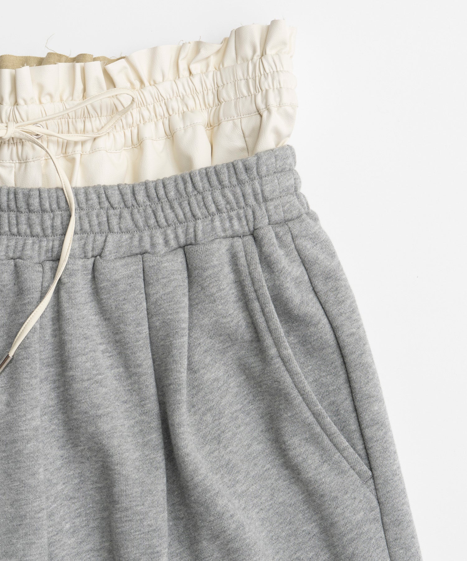 【26AUTUMN PRE-ORDER】(Yurika Nakano Collaboration) Whipped Cream Layered Pants