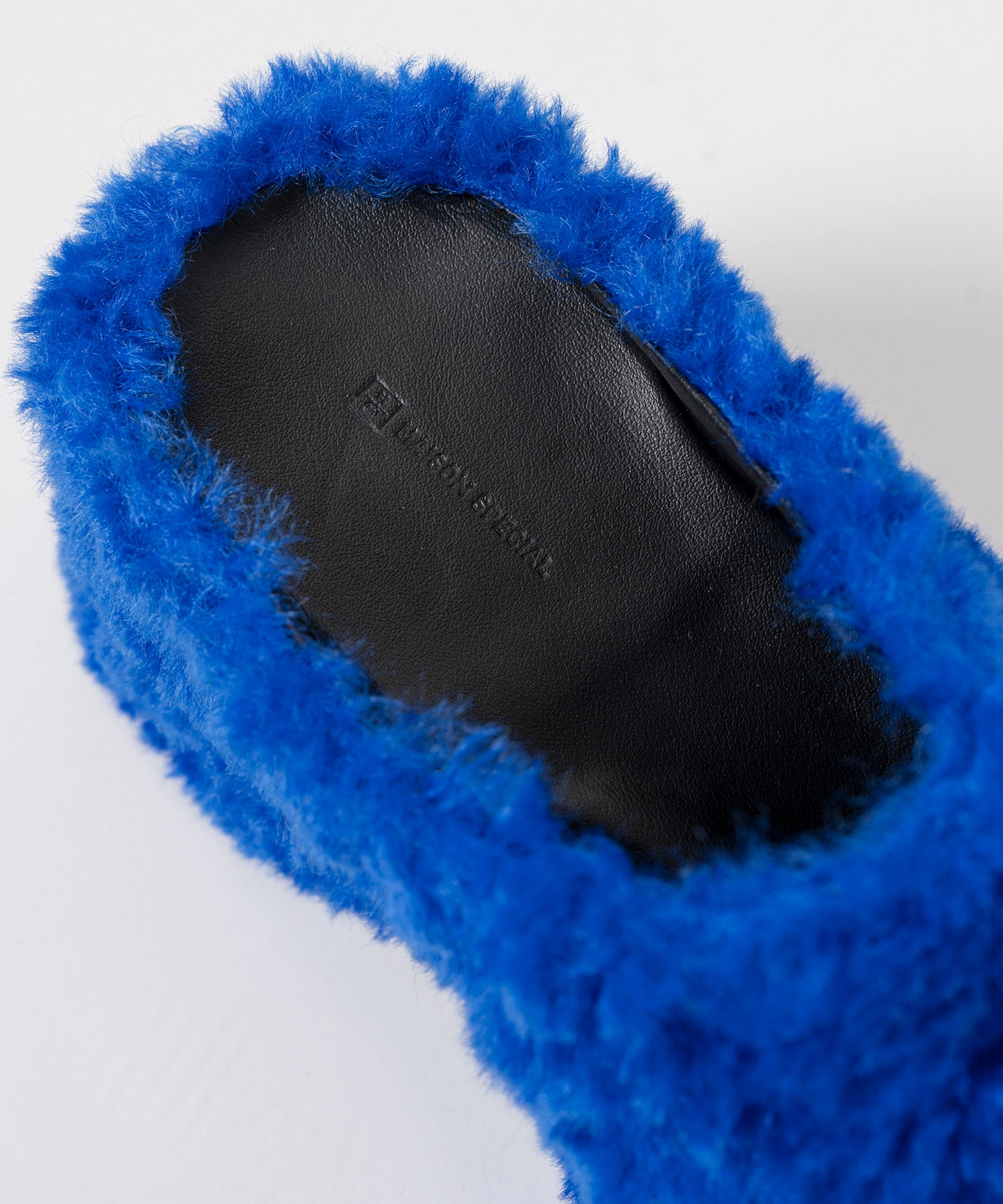 【26AUTUMN PRE-ORDER】Fur Sabot