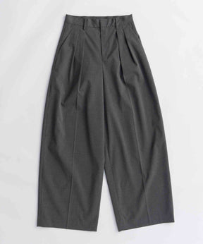 Two Tuck Curve Wide Tapered Pants