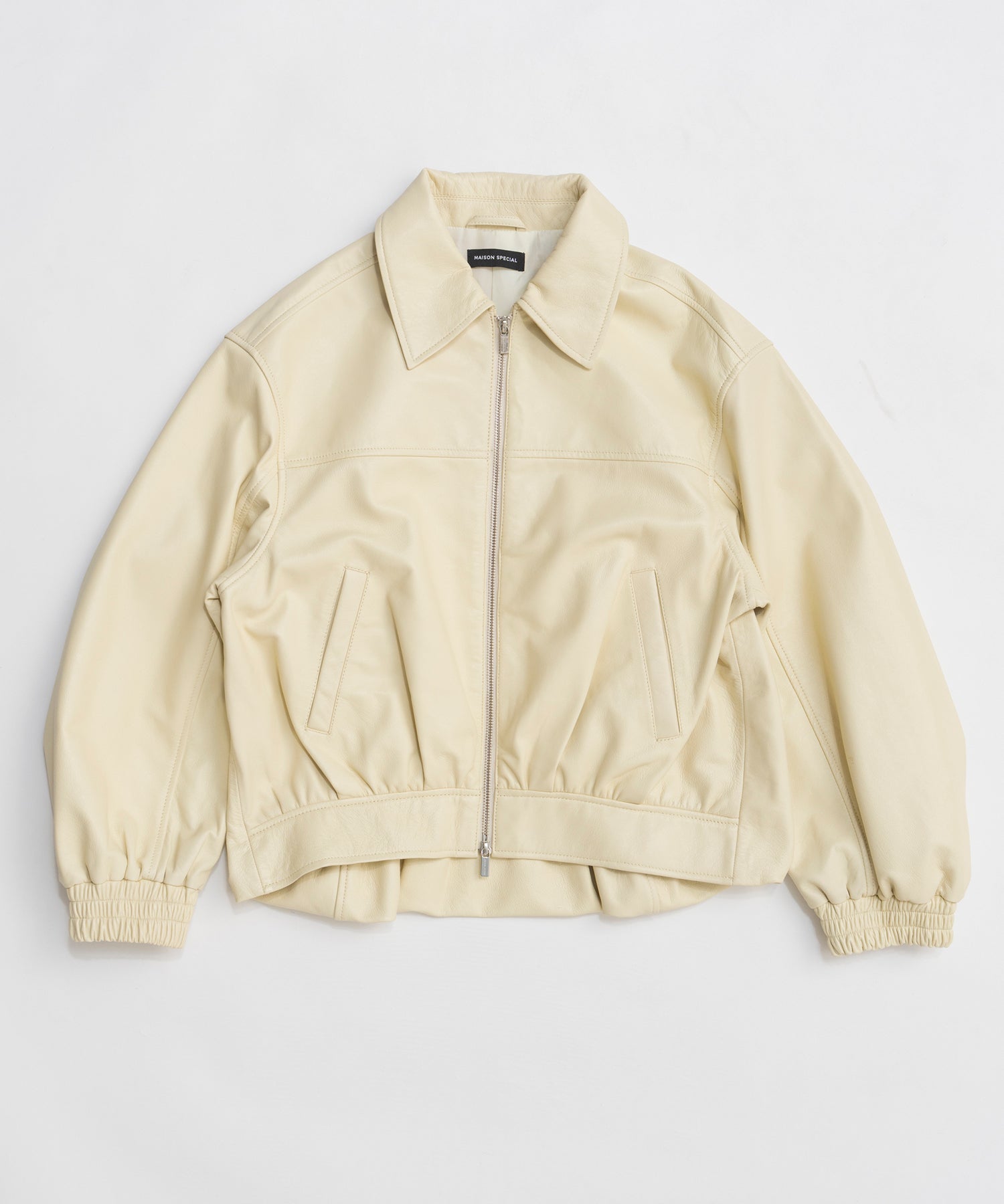 [26SPRING PRE-ORDER] 볼륨감 있는 가죽 블루종