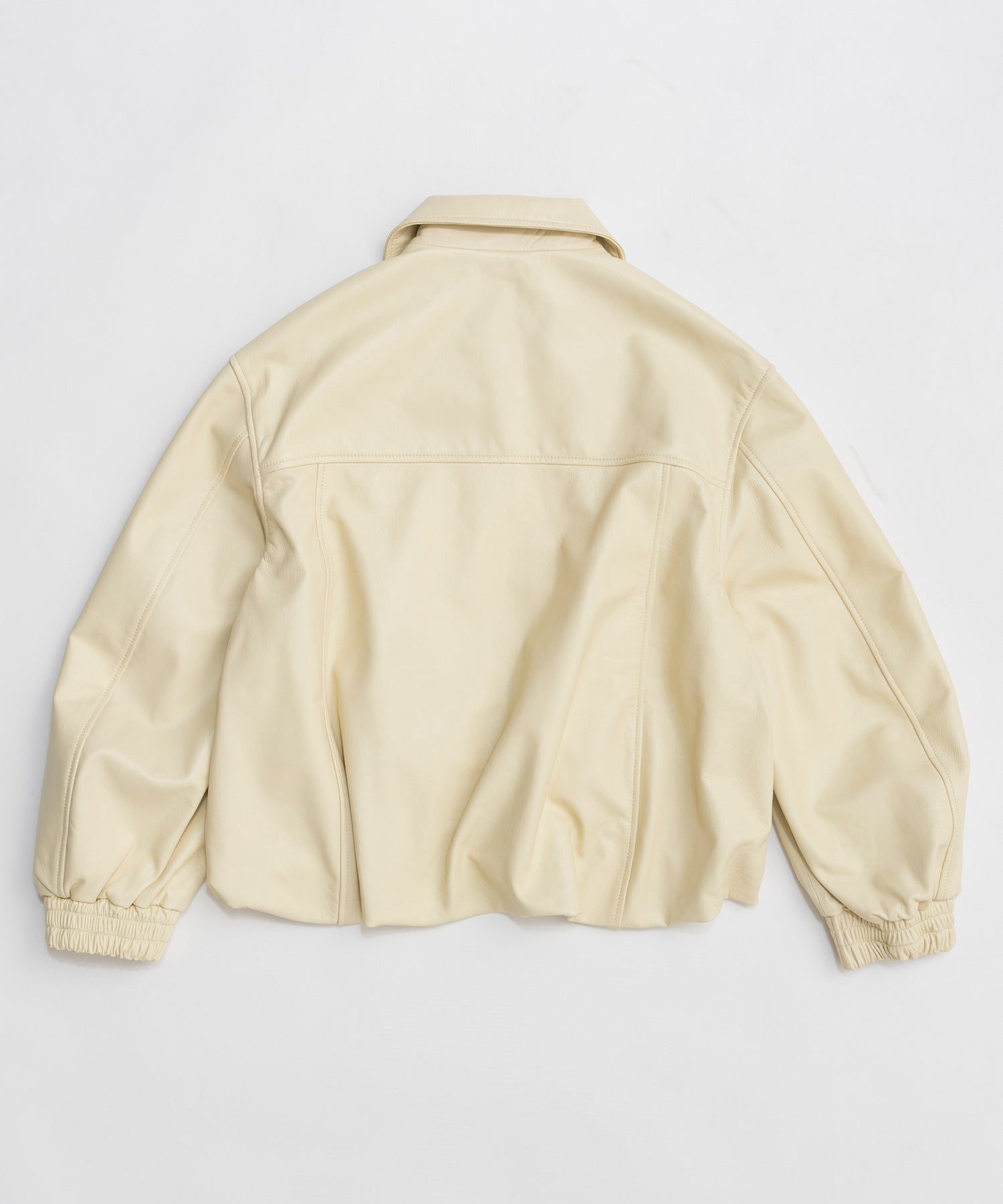 [26SPRING PRE-ORDER] 볼륨감 있는 가죽 블루종