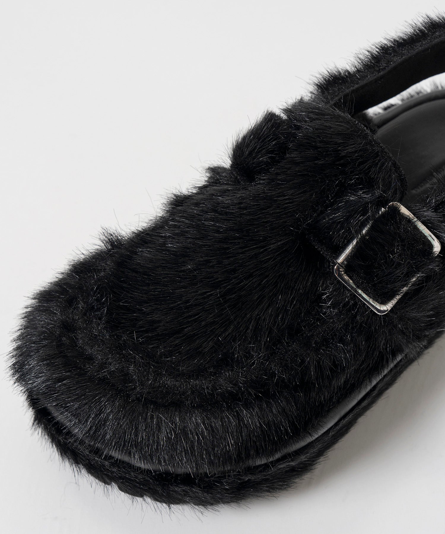 【26AUTUMN PRE-ORDER】Fur-Like Volume Sole Slingback Mules