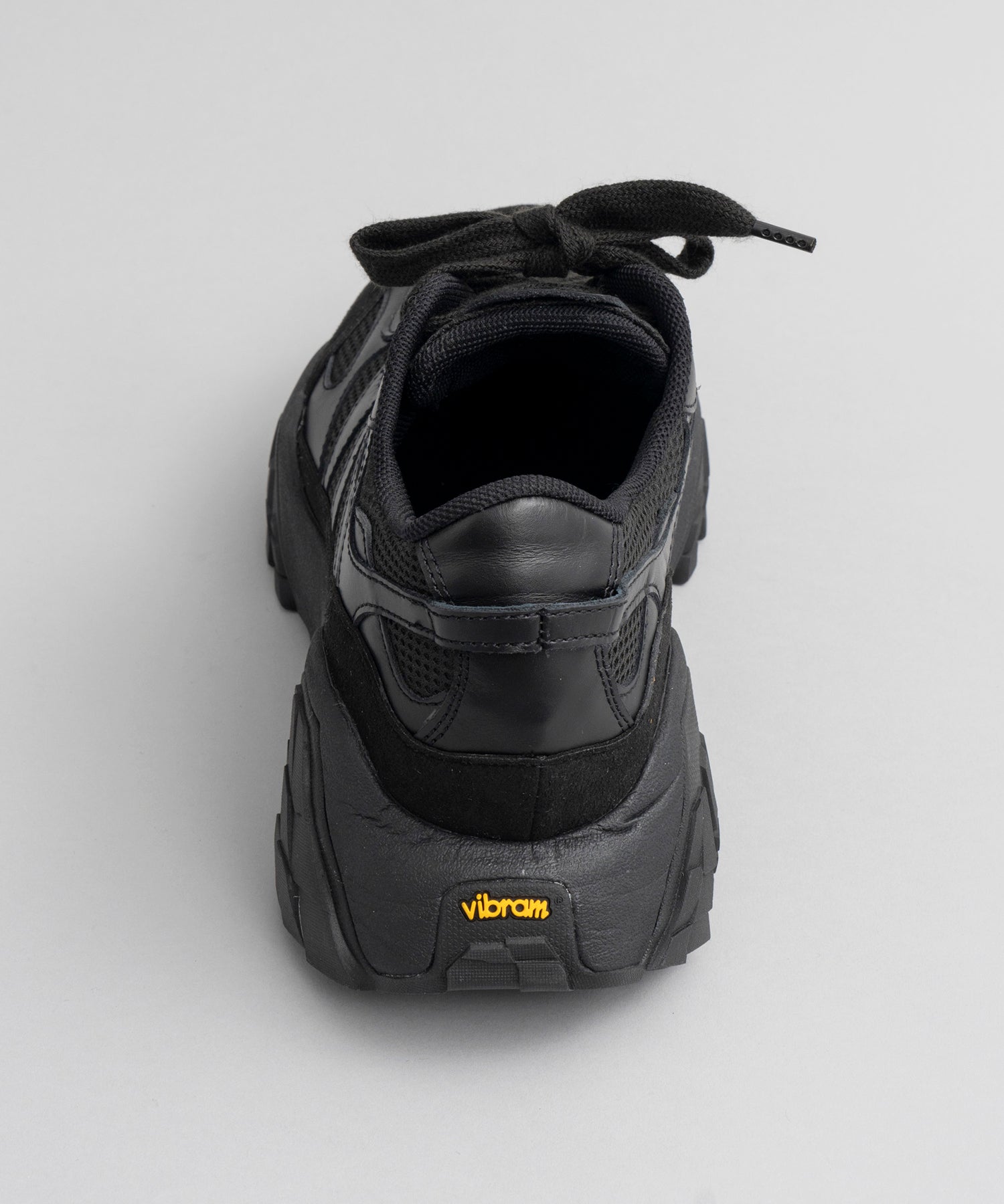 【24AW PRE-ORDER】【SPECIAL SHOES FACTORY COLLABORATION】Vibram Sole Lace-Up Sneaker Made In TOKYO