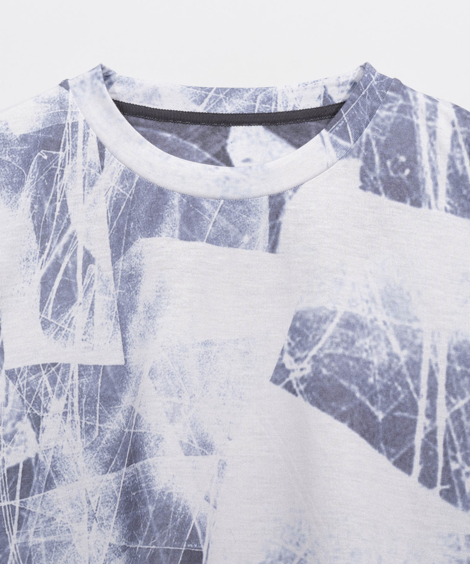 Abstract Prime-Over Crew Neck T-Shirt