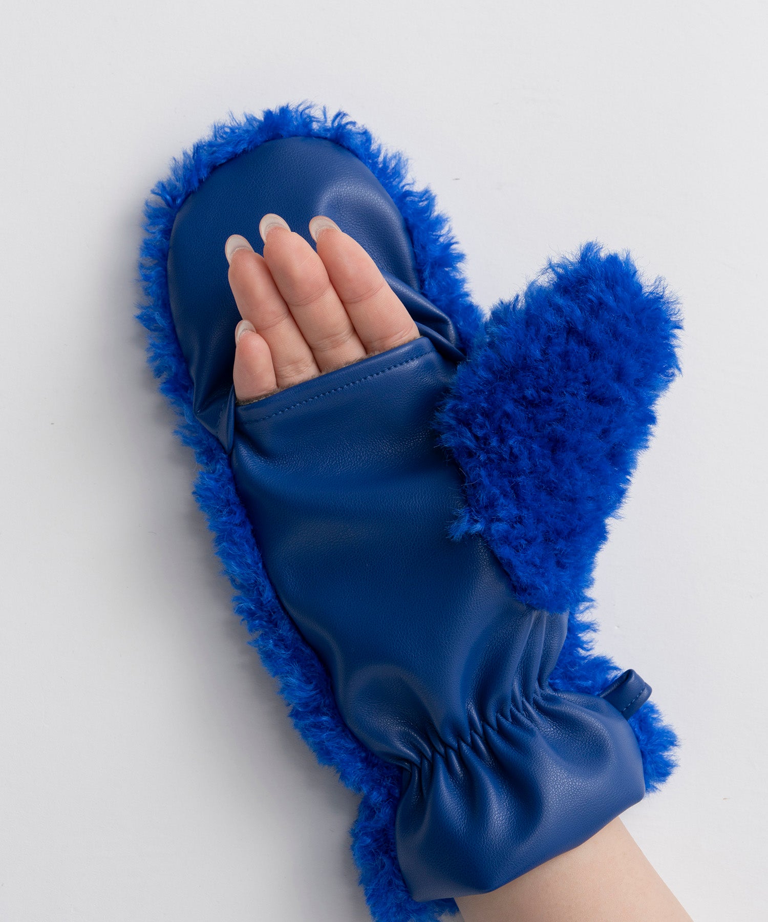 【26AUTUMN PRE-ORDER】Fur Mittens
