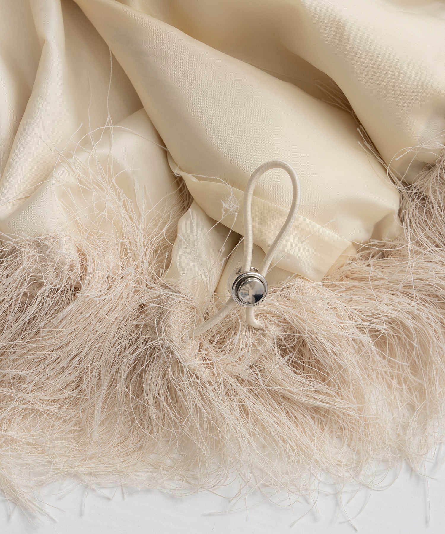 【26AUTUMN PRE-ORDER】Feather High-Neck Blouson