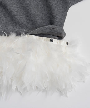 【26AUTUMN PRE-ORDER】Feather Hem Half-Zip Top