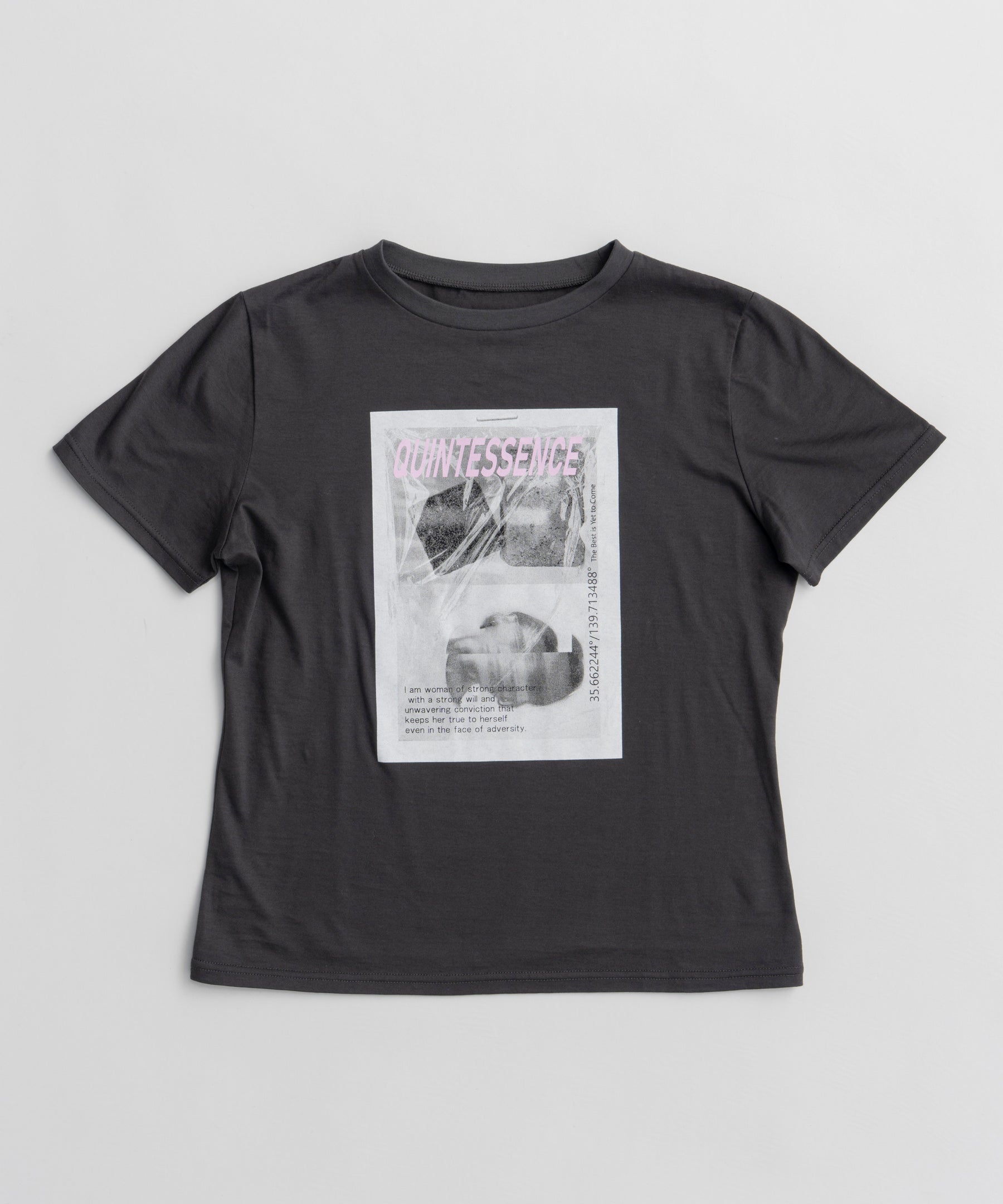 【2026Summer PRE-ORDER】QUINTESSENCE Print T-Shirt