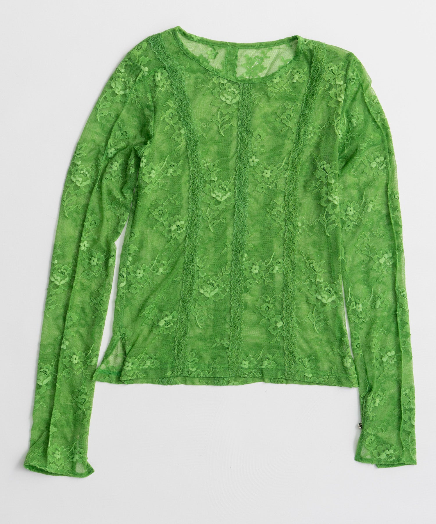 【26AUTUMN PRE-ORDER】Sleeve Slit Lace Top