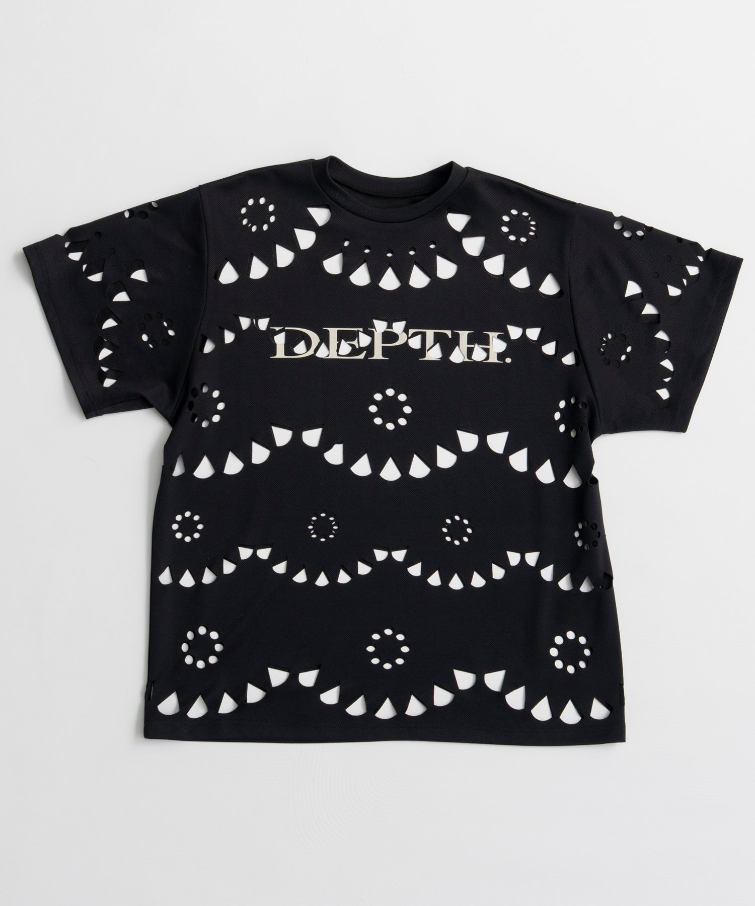 【26AUTUMN PRE-ORDER】Laser-Cut Motif Logo T-Shirt