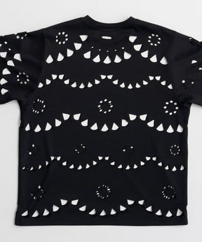 【26AUTUMN PRE-ORDER】Laser-Cut Motif Logo T-Shirt