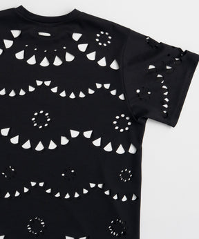 【26AUTUMN PRE-ORDER】Laser-Cut Motif Logo T-Shirt
