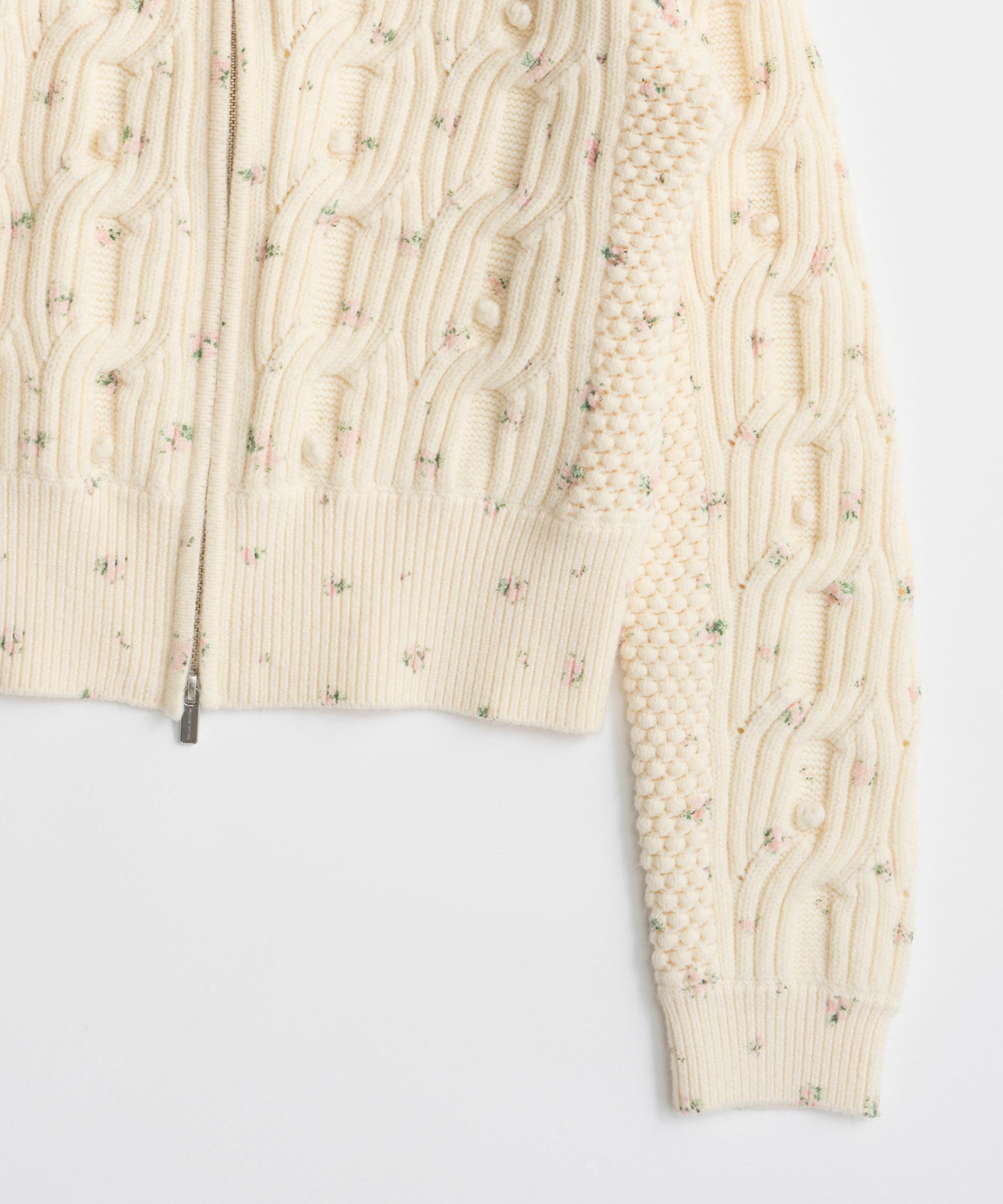 【26AUTUMN PRE-ORDER】Cable Flower Knit Cardigan