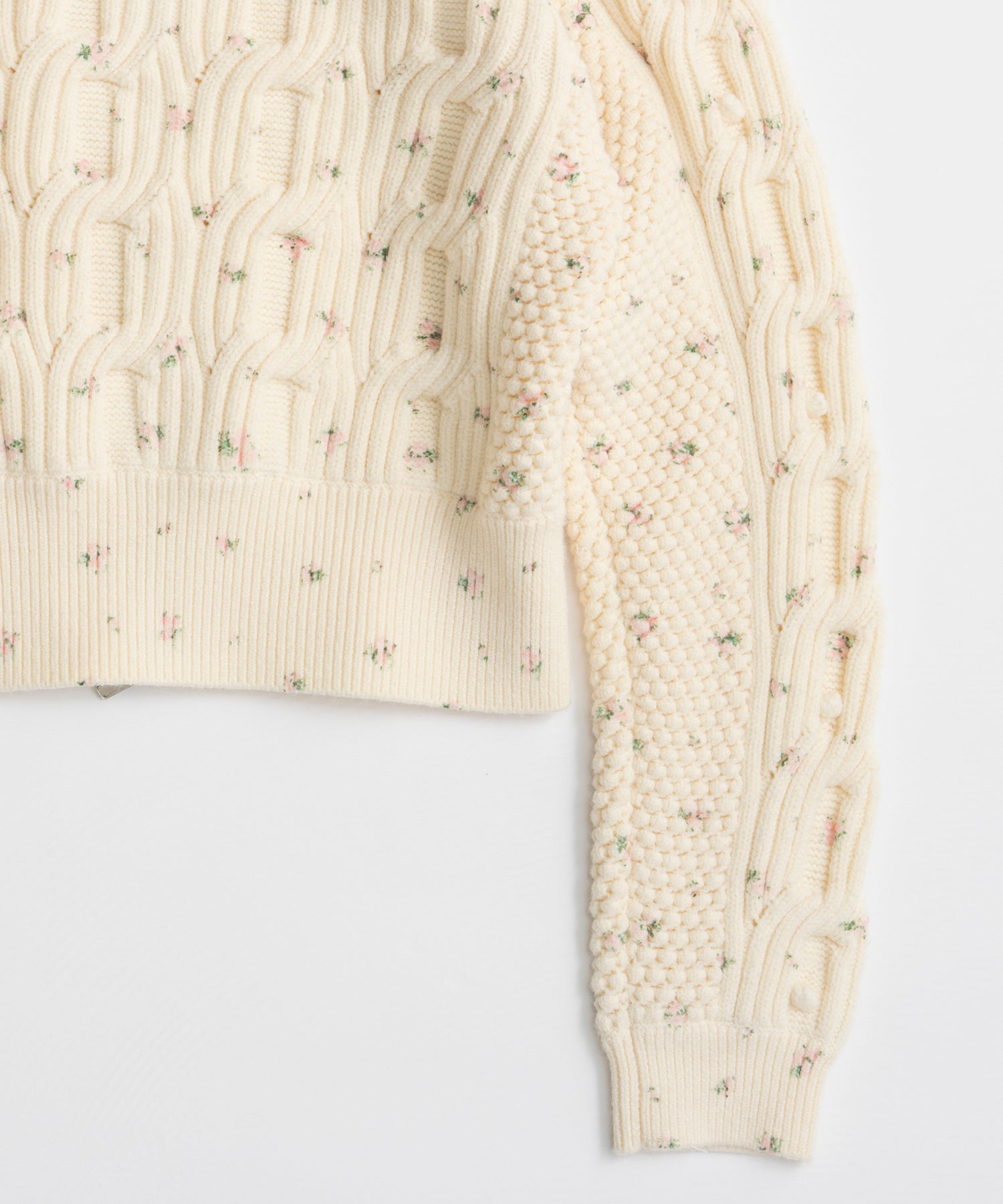 【26AUTUMN PRE-ORDER】Cable Flower Knit Cardigan