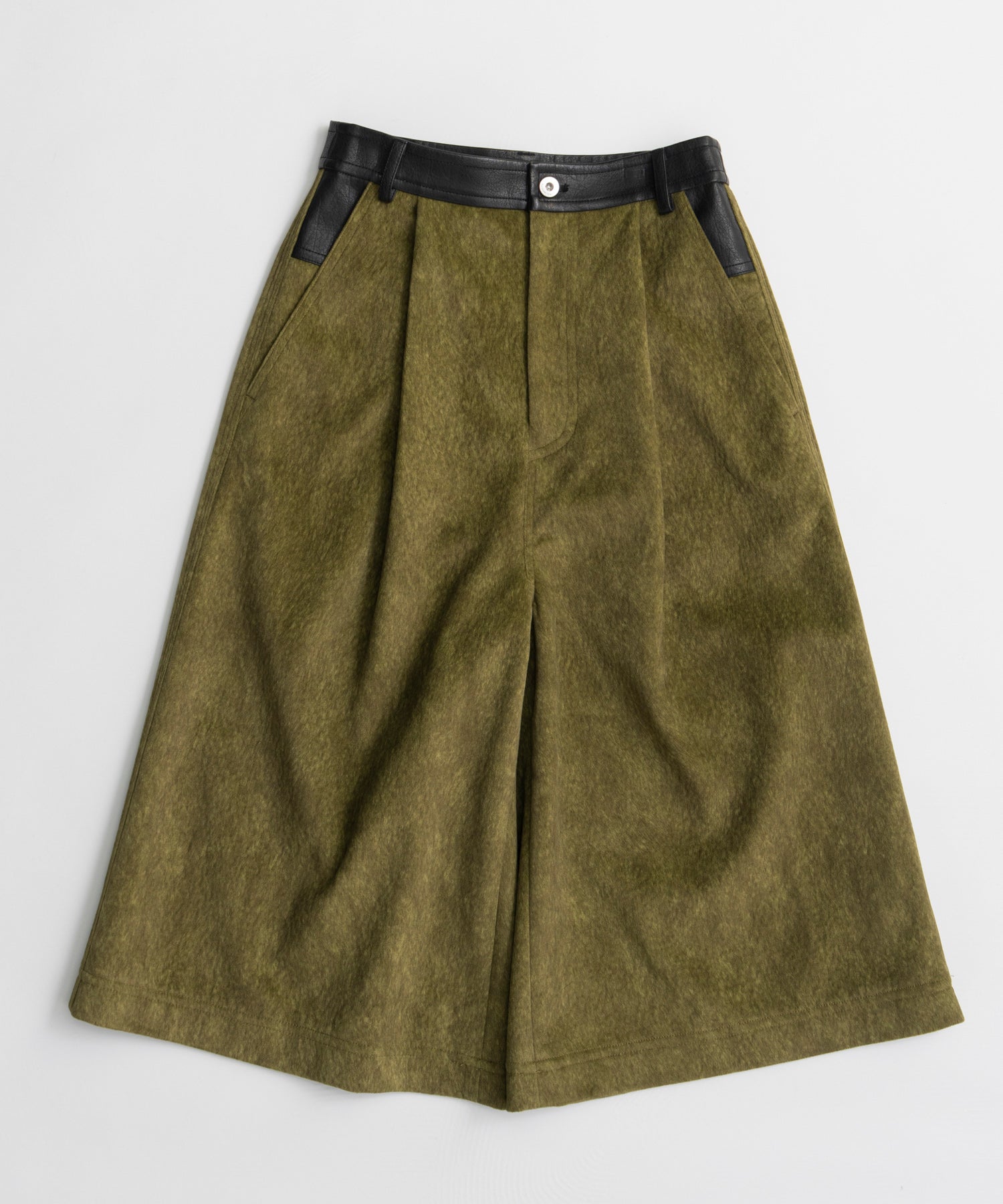 【26AUTUMN PRE-ORDER】Haircalf-Like Work Shorts