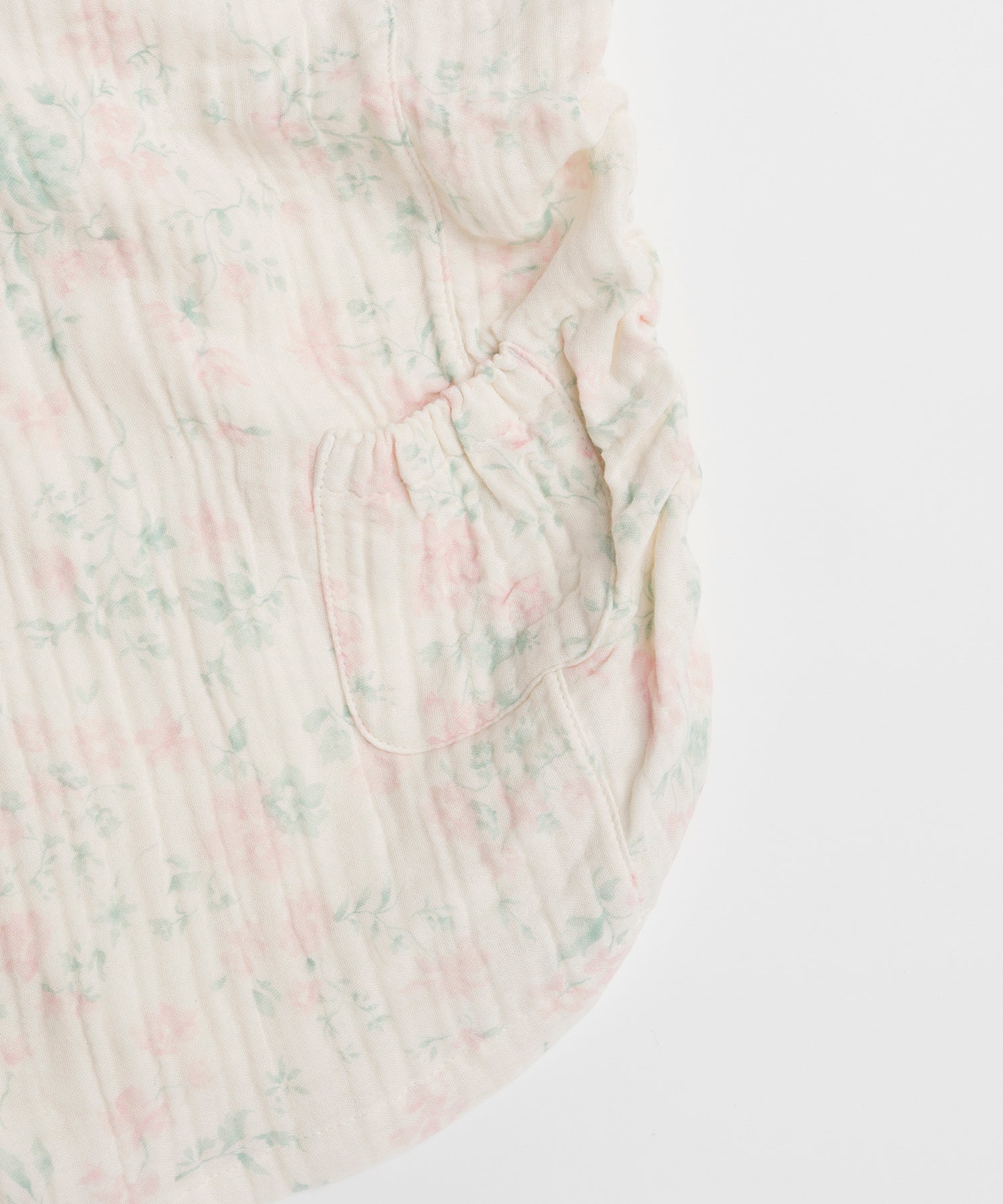 【OPEN YY】FLORAL BLANKIE CUTOUT SKIRT