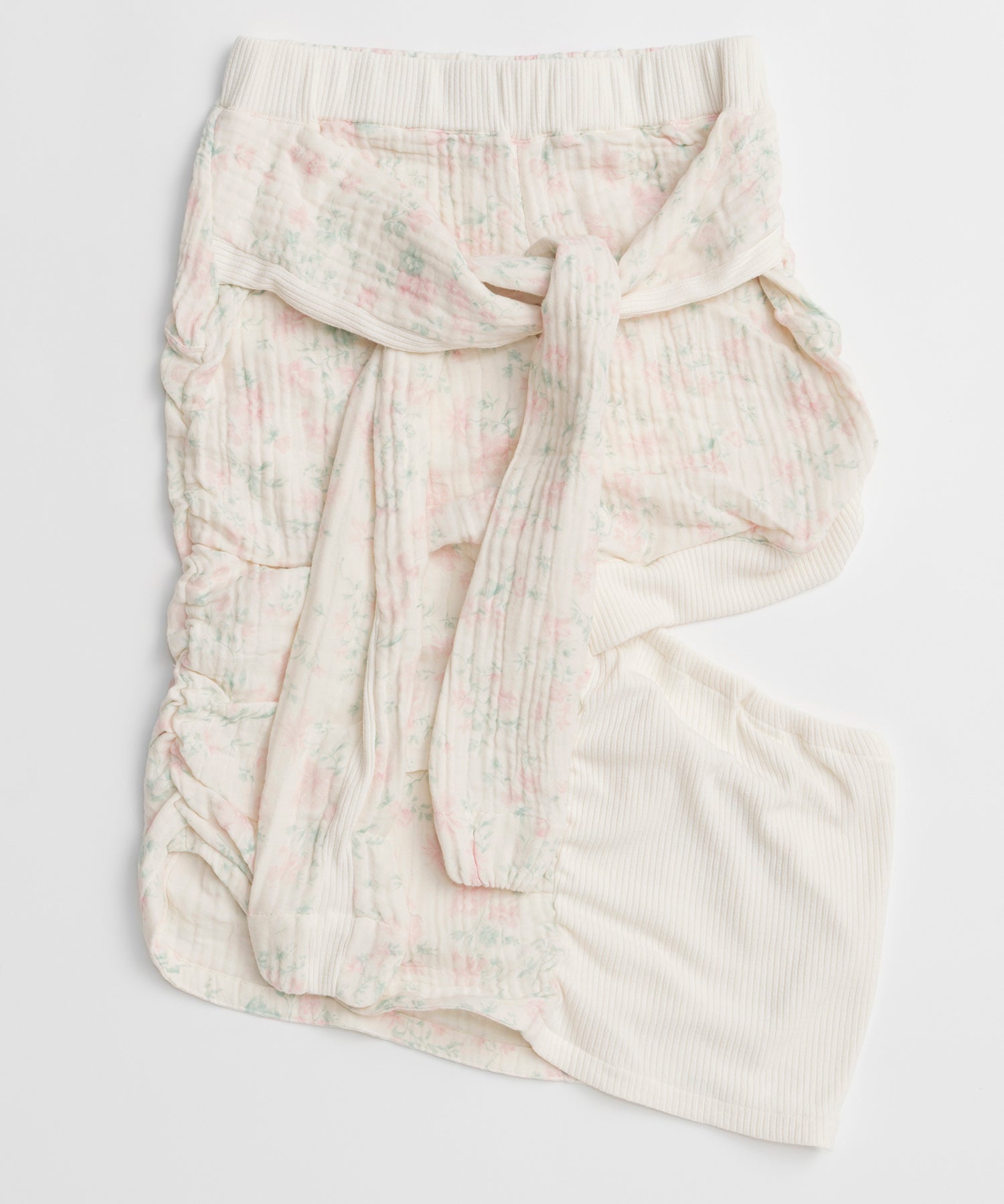 【OPEN YY】FLORAL BLANKIE CUTOUT SKIRT