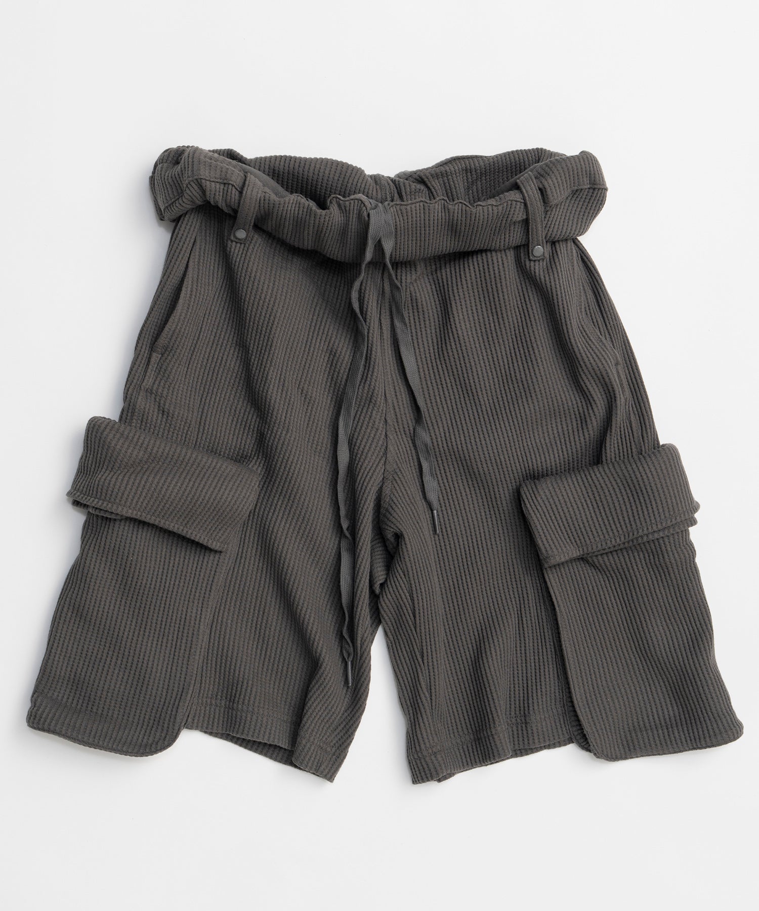 【OPEN YY】ROLLED WAIST WAFFLE CARGO SHORTS