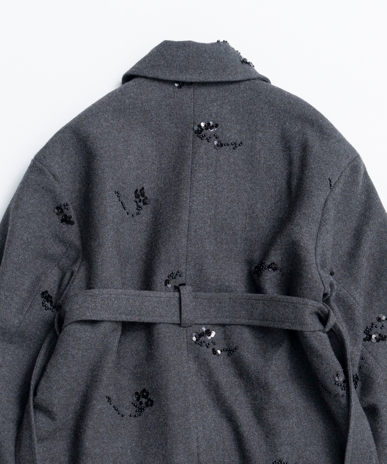 【26WINTER COLLECTION】Beaded Embroidered Midi Coat