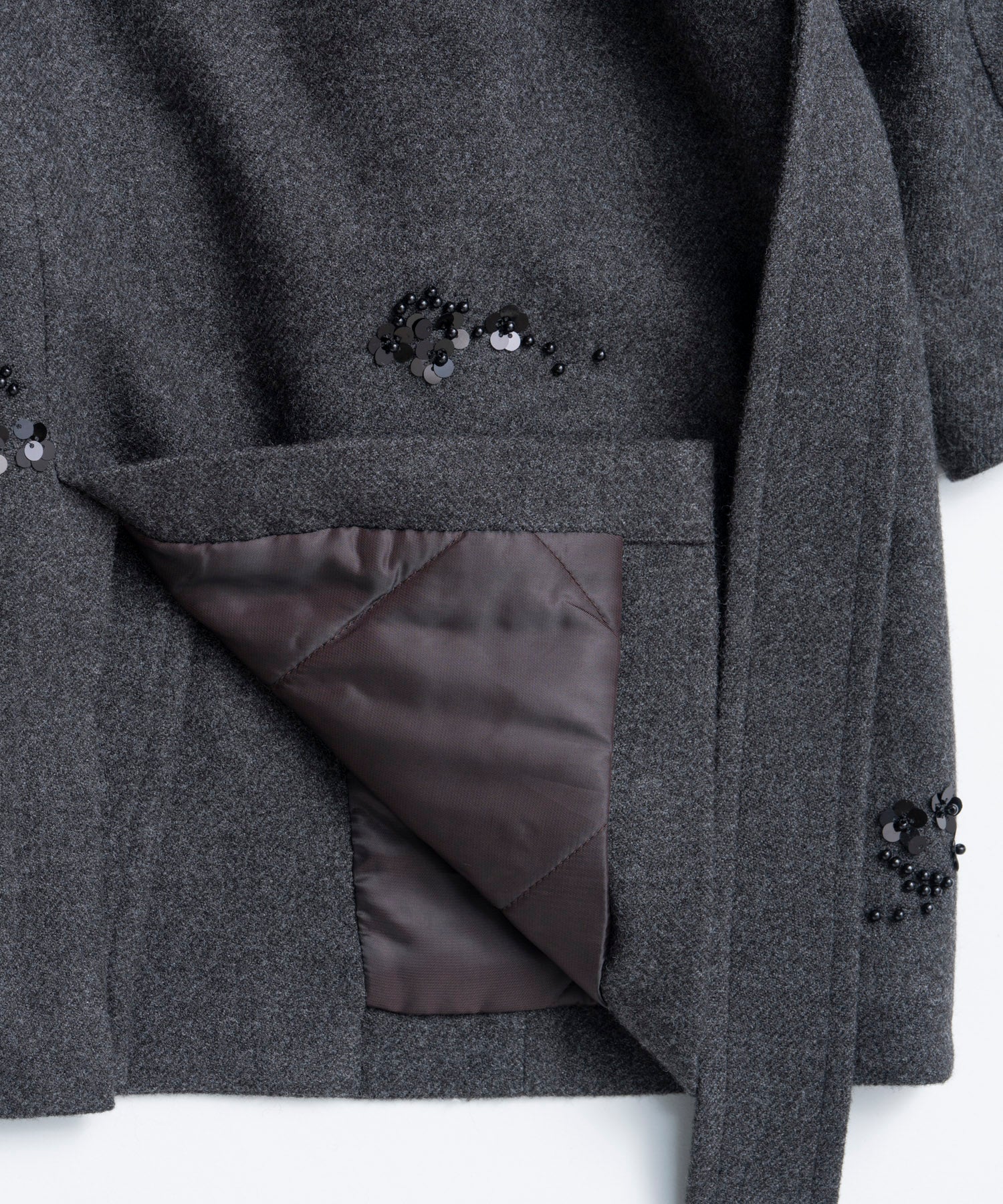 【26WINTER COLLECTION】Beaded Embroidered Midi Coat