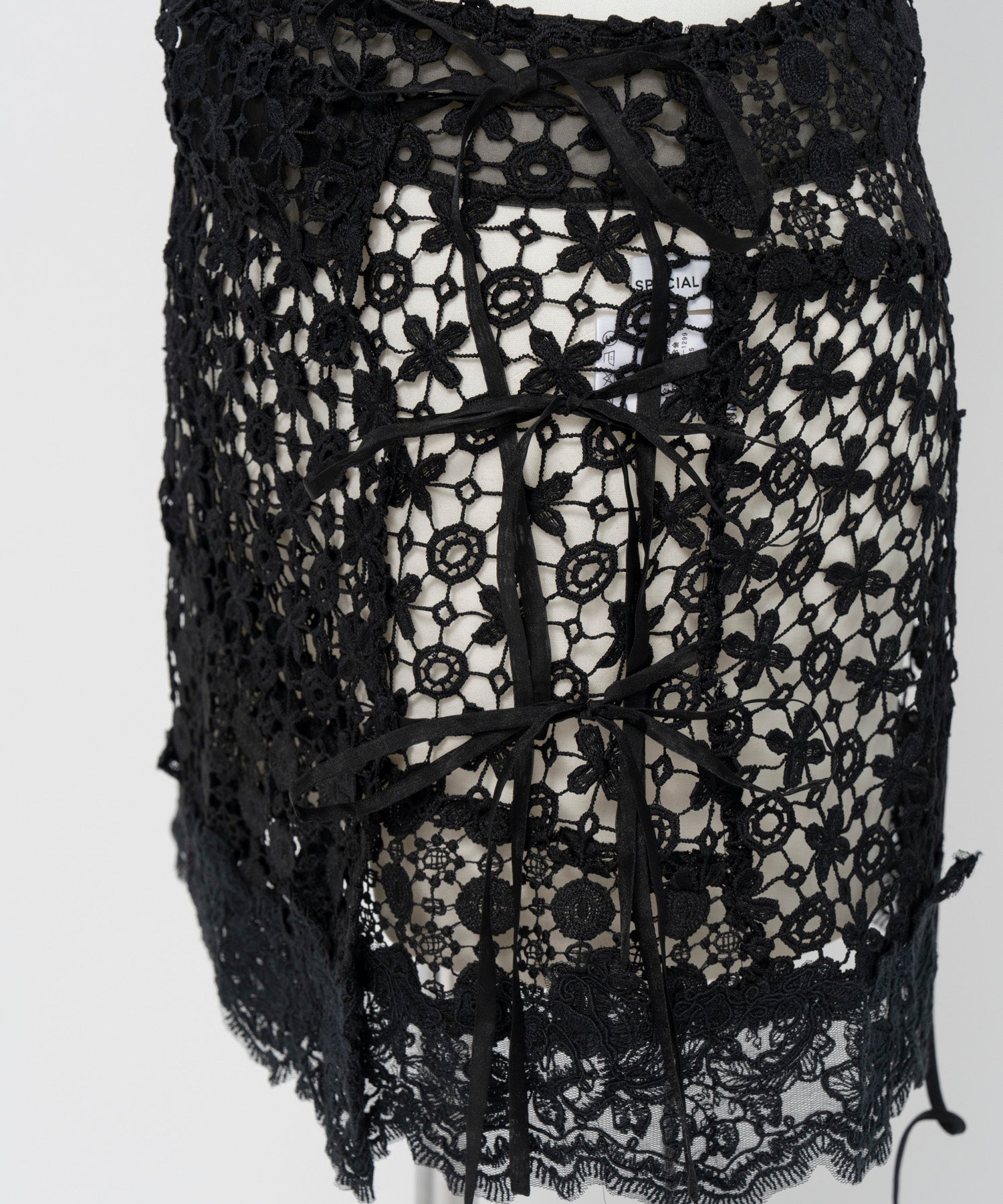 【26AUTUMN PRE-ORDER】Multi-Way Lace Wrap Skirt