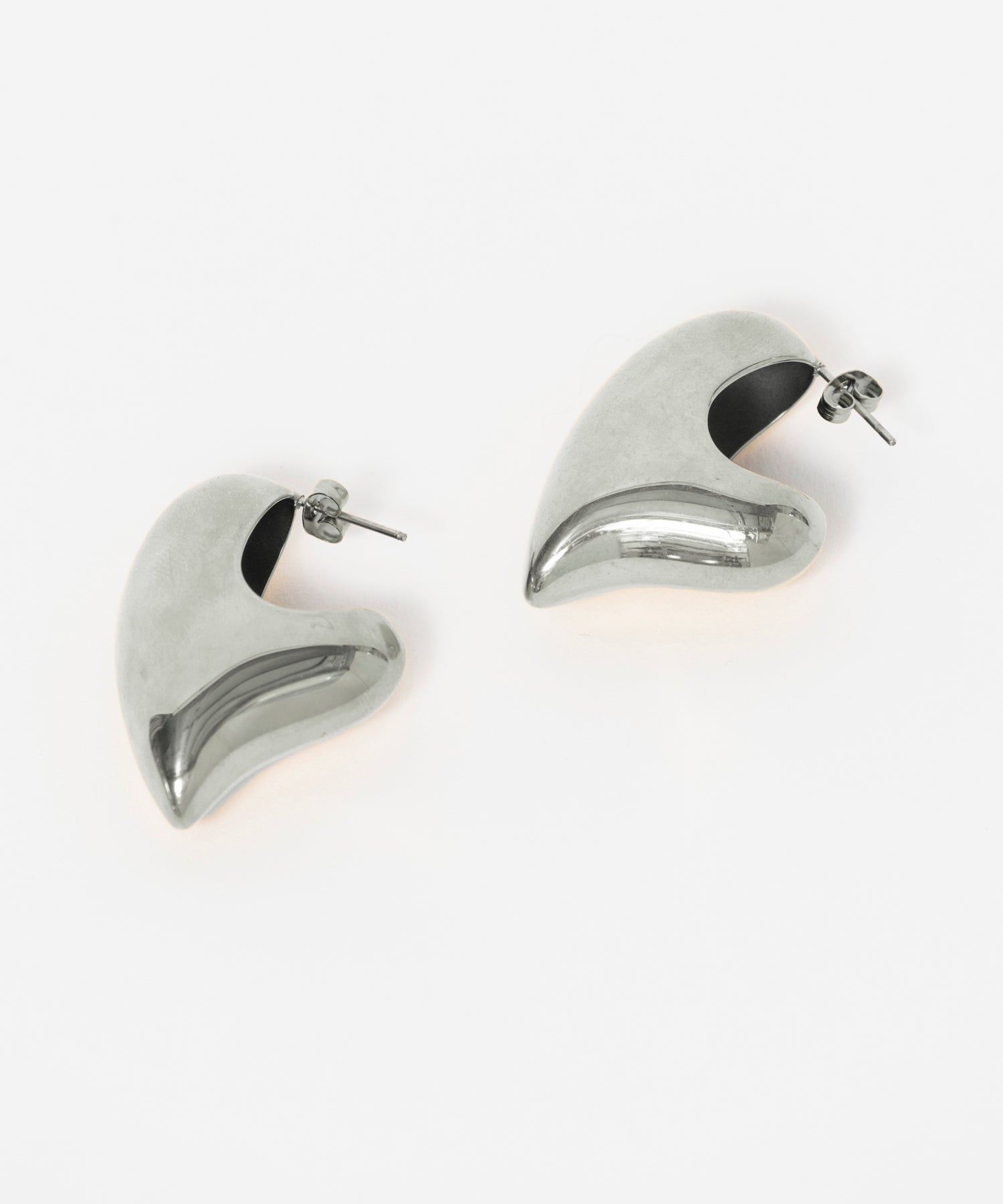 【26AUTUMN PRE-ORDER】LOVEing Earrings