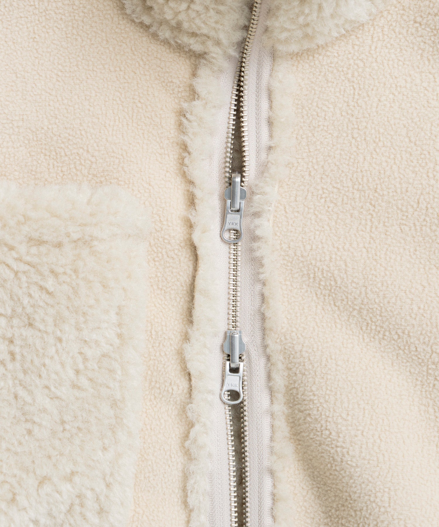 【26WINTER COLLECTION】Reversible Boa Jacket