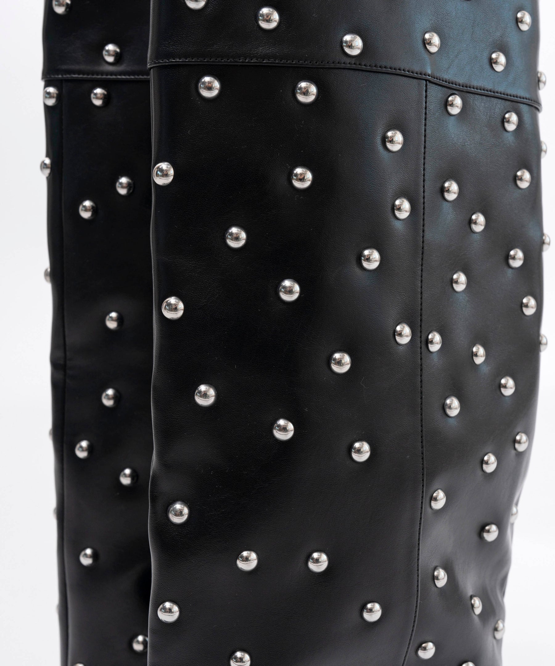 【24AUTUMN PRE-ORDER】Studs Loose Long Boots