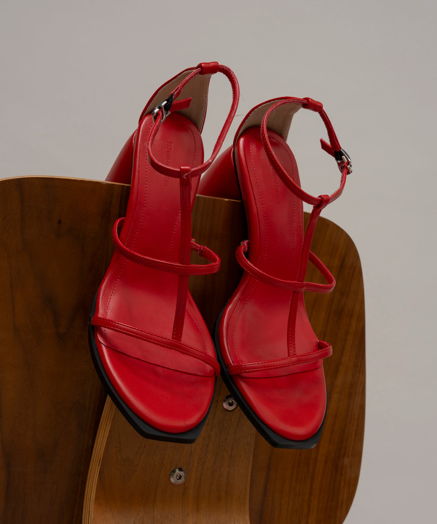 Plump Heel Nude Sandals