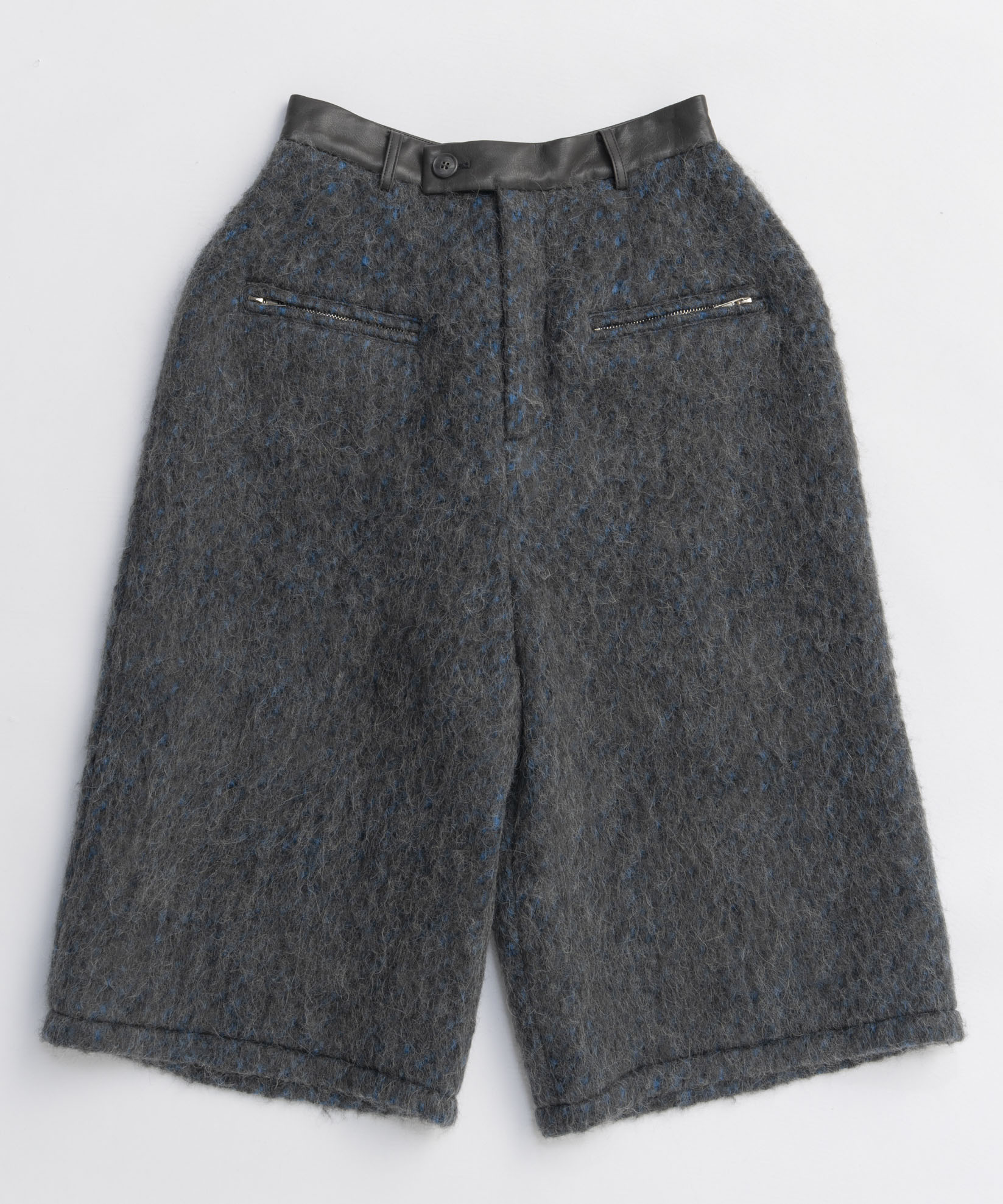 [25WINTER PRE-ORDER] Mohair Shaggy Shorts